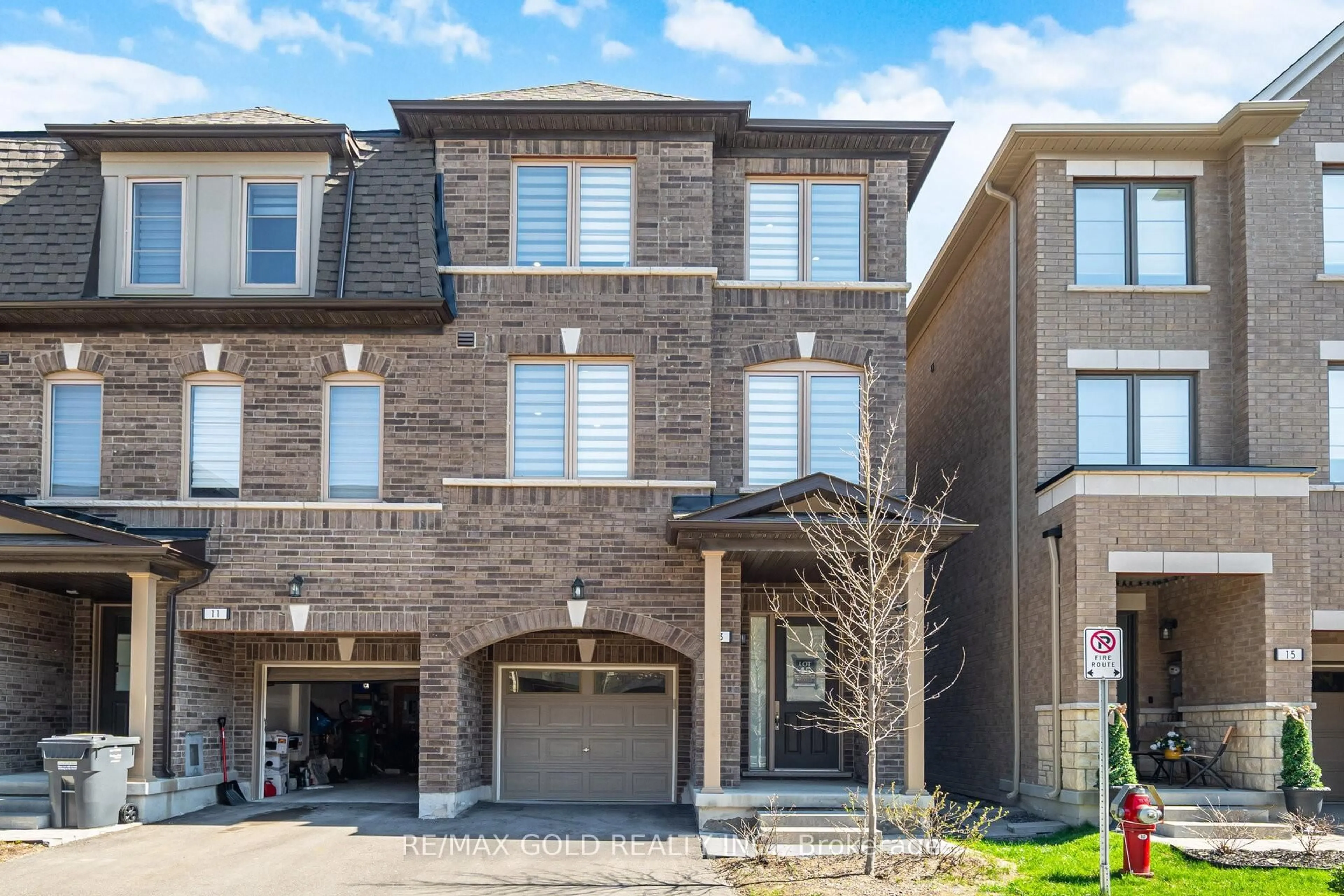 Home with brick exterior material, street for 13 Lavinia Rd, Brampton Ontario L6P 4N7