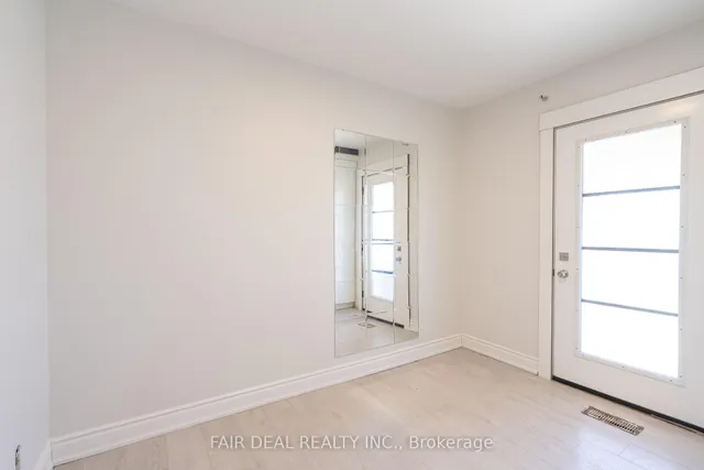 38 Cattrick St, Mississauga 4