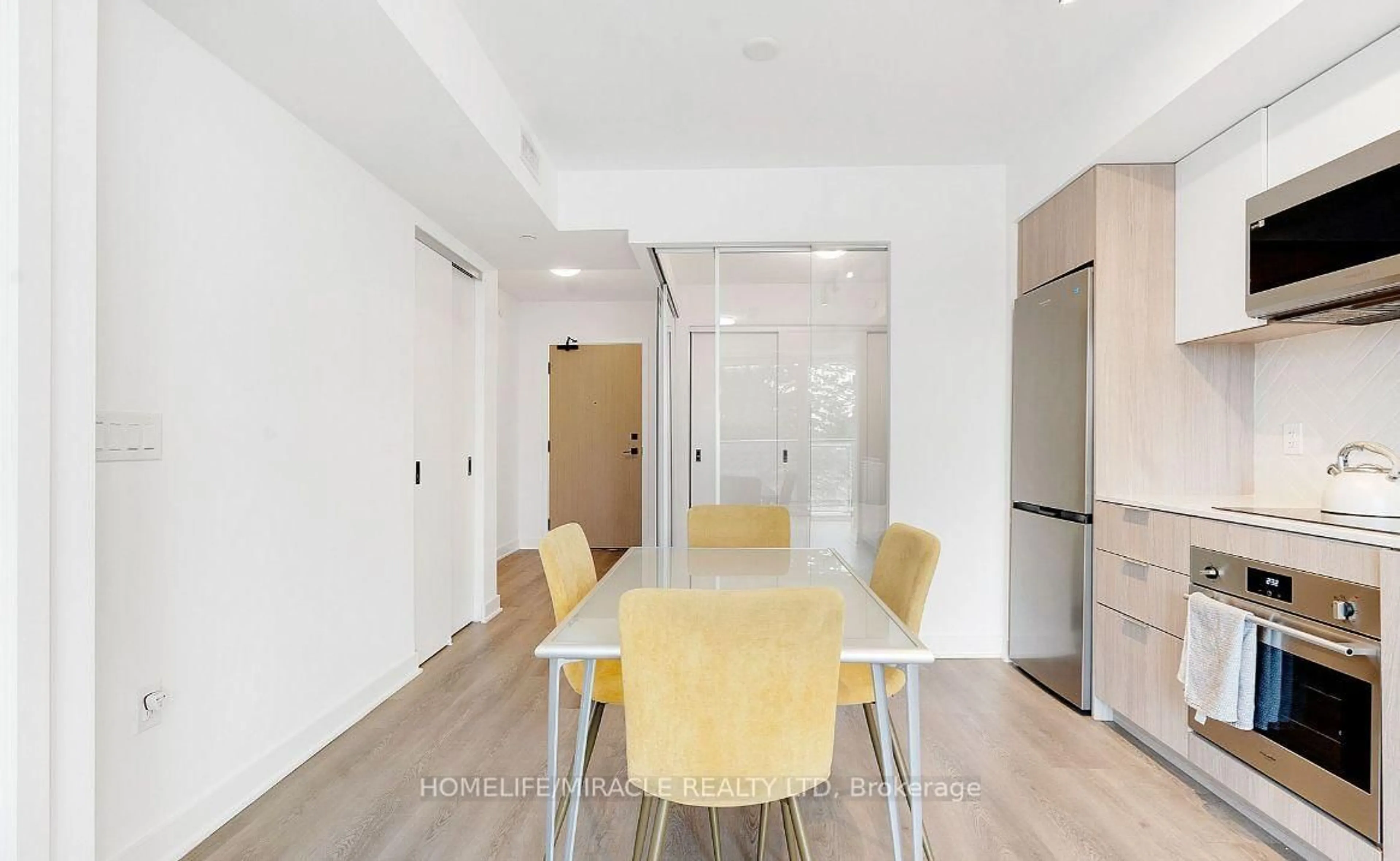 Unknown for 36 Zorra St #320, Toronto Ontario M8Z 0G5