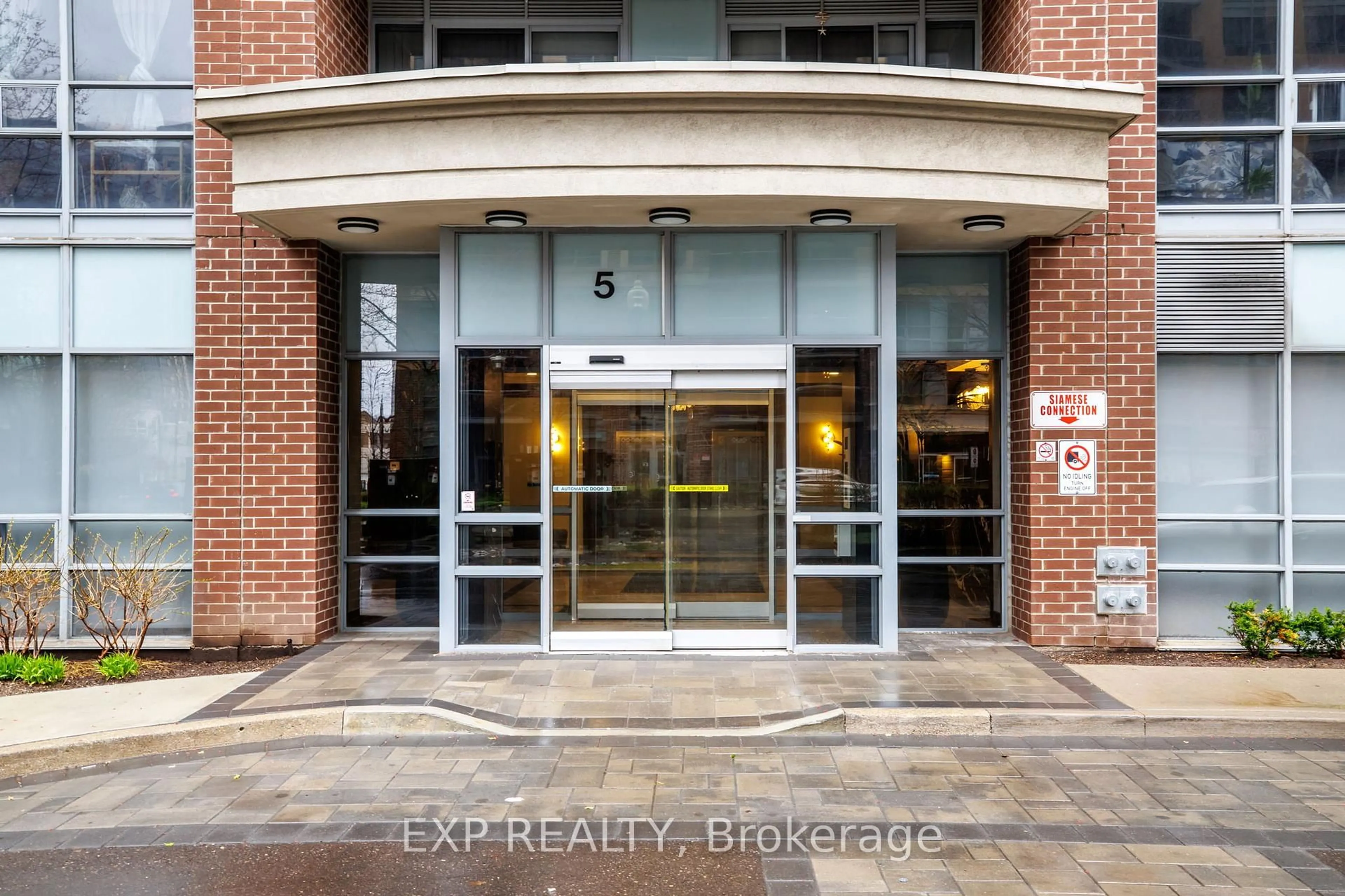 Indoor entryway for 5 Michael Power Pl #1605, Toronto Ontario M9A 0A3