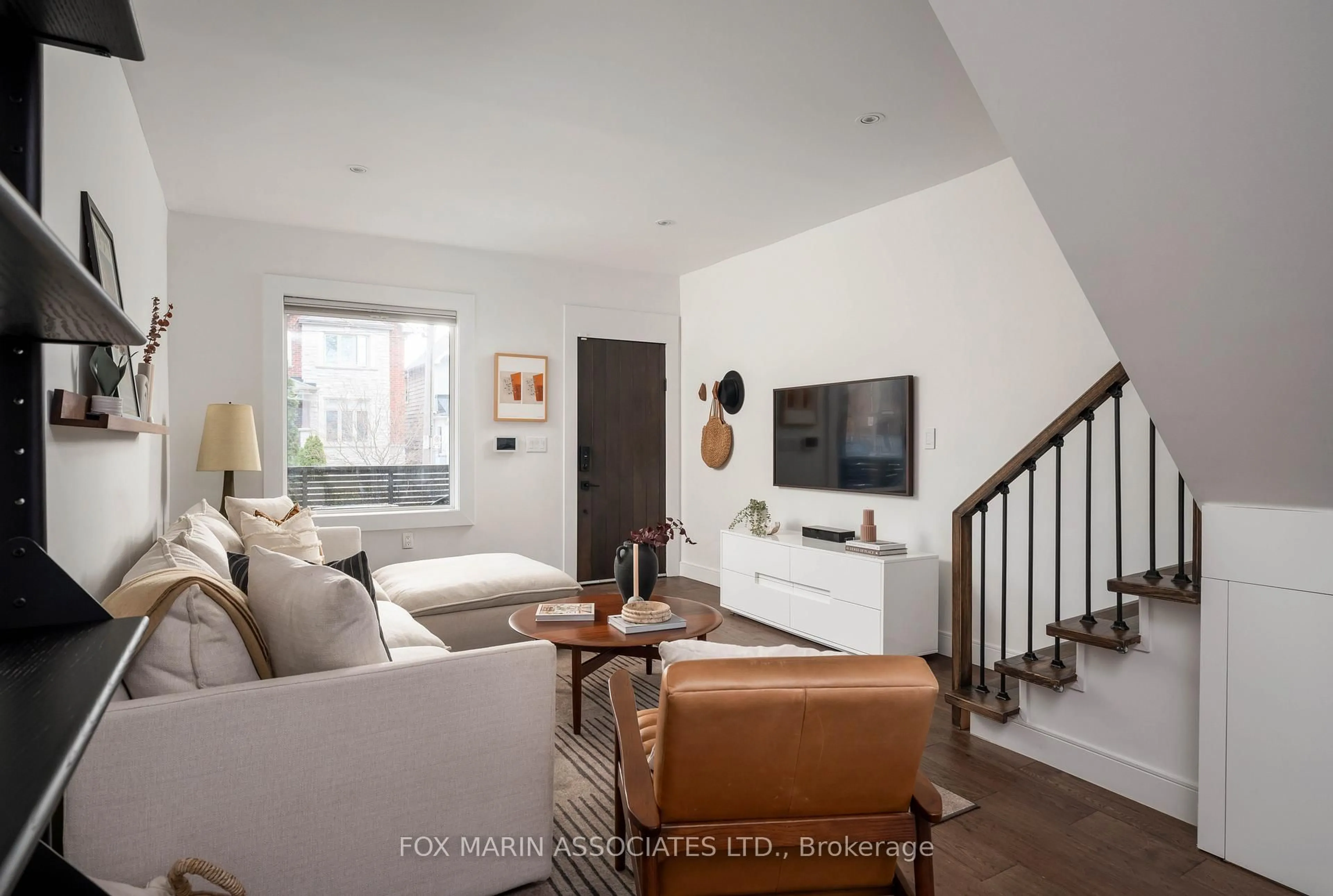 Living room with furniture, unknown for 440 Westmoreland Ave, Toronto Ontario M6H 3A7