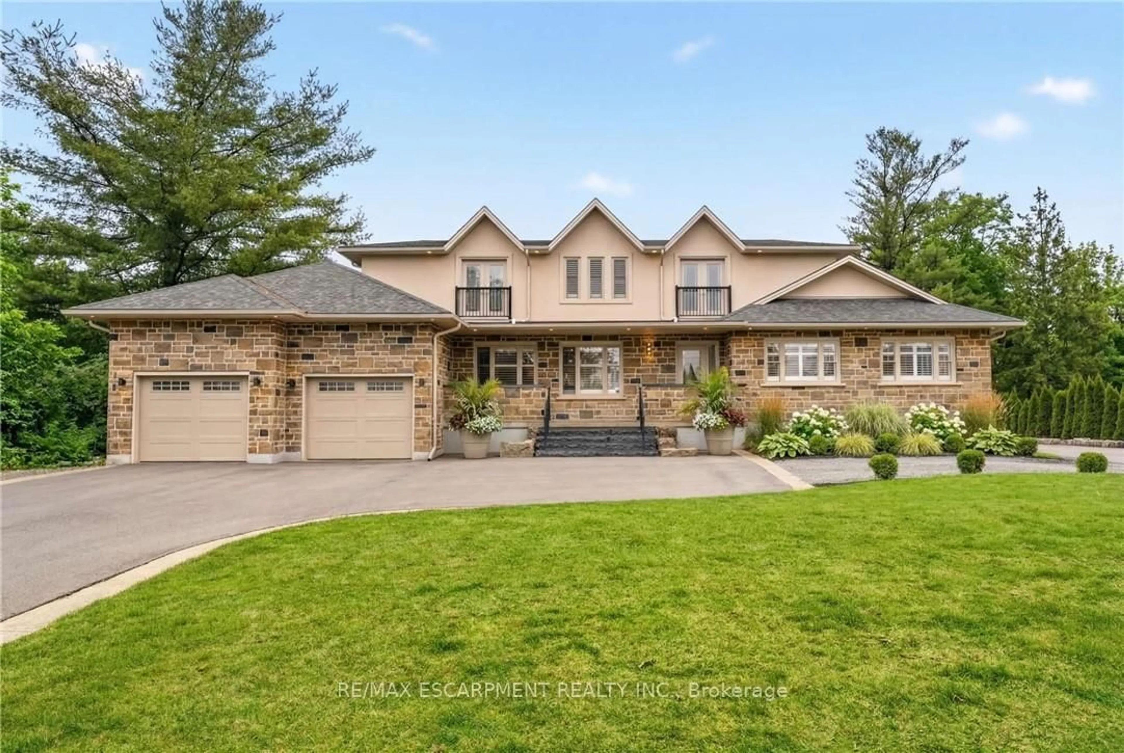 Home with brick exterior material, street for 1354 No 1 Side Rd, Burlington Ontario L7P 0R9