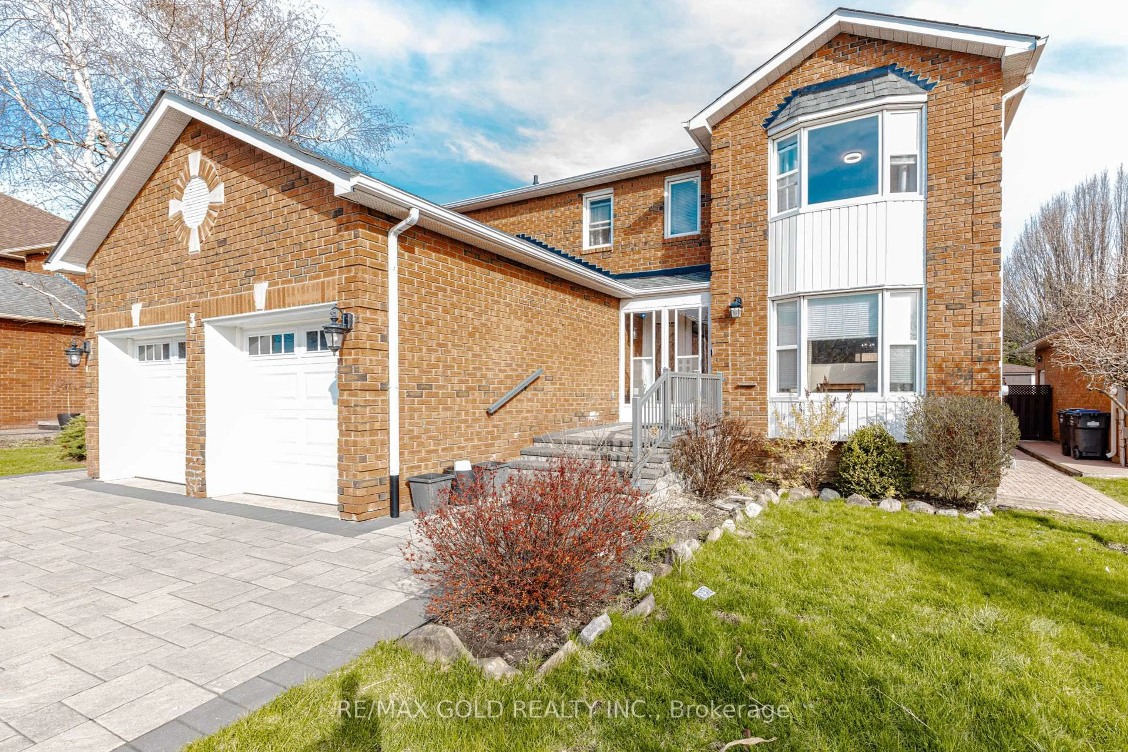 Home with brick exterior material, street for 3 Kenpark Ave, Brampton Ontario L6Z 3P4