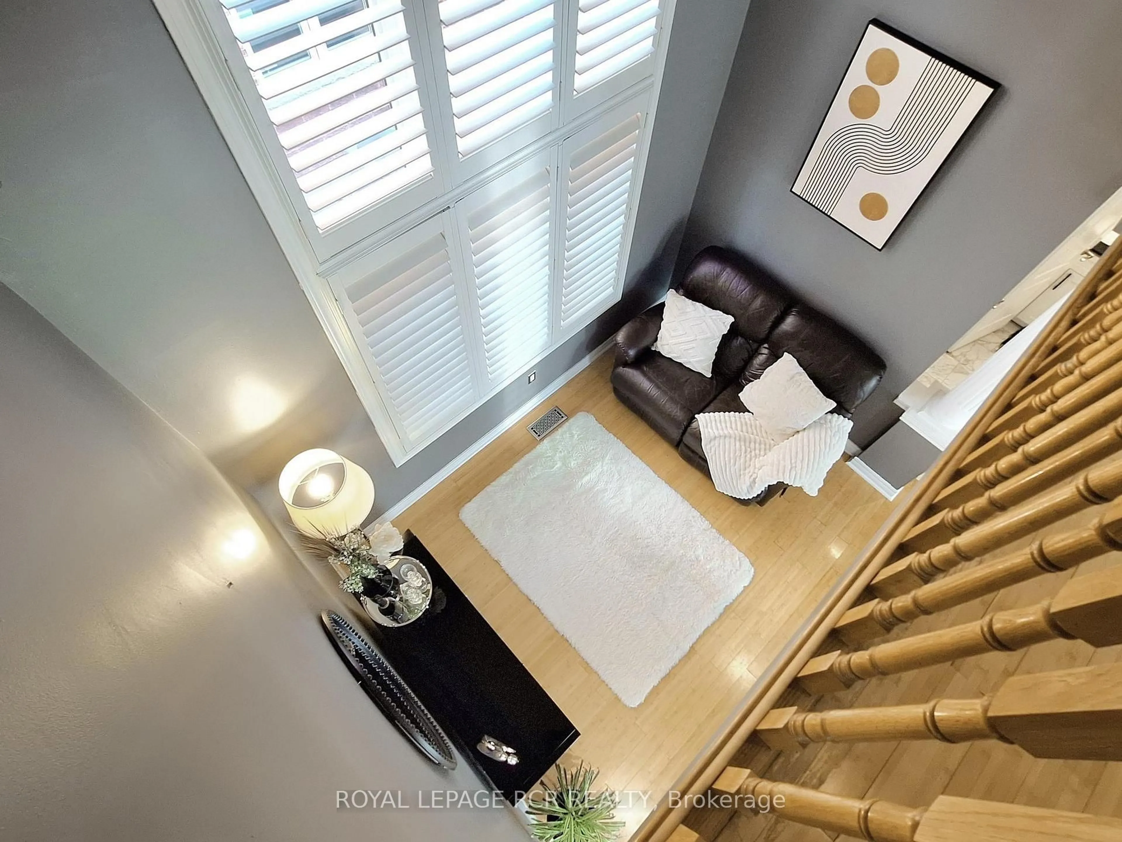 Unknown for 28 Wakely Blvd, Caledon Ontario L7E 2G9