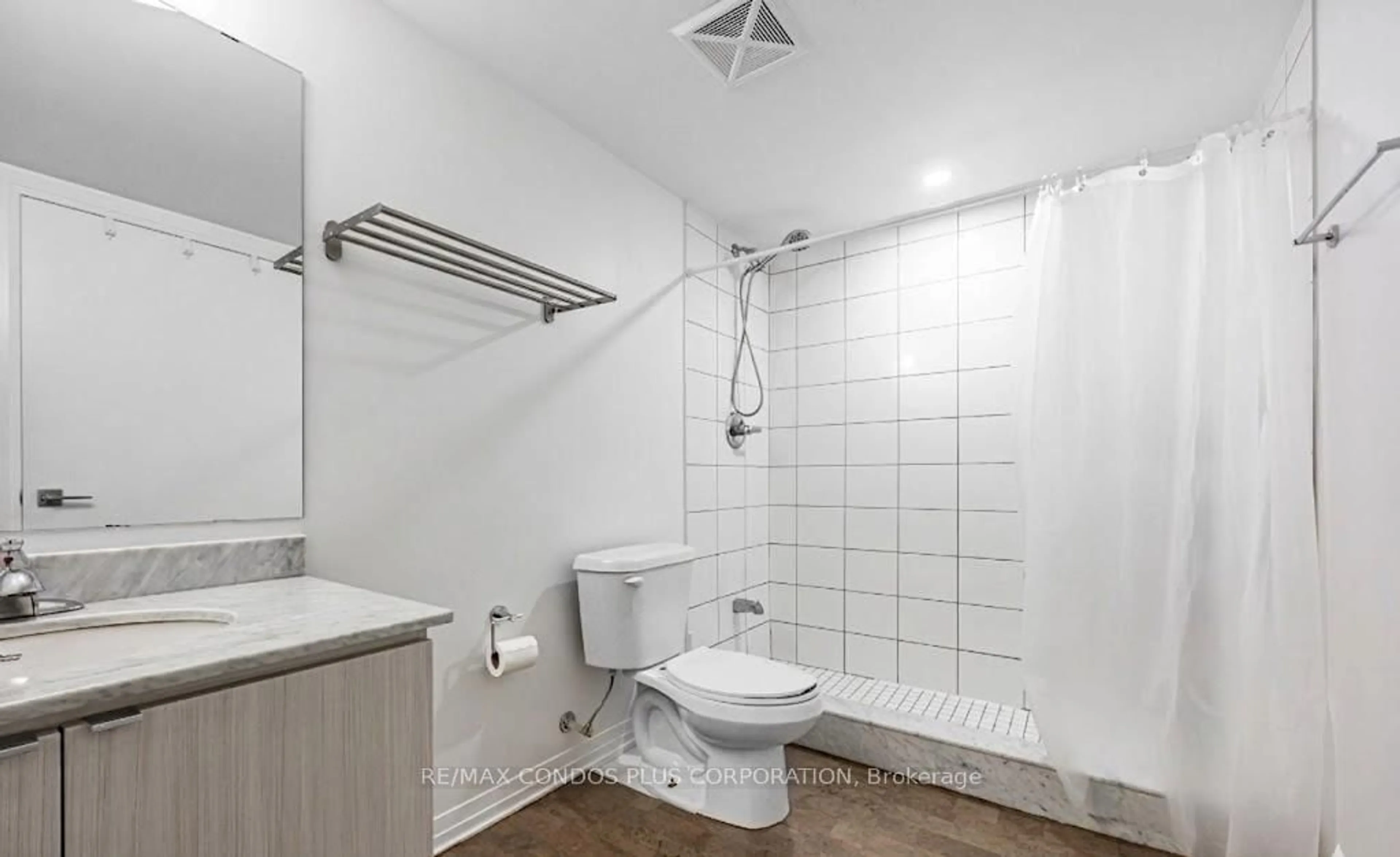 Standard bathroom, unknown for 408 Browns Line #101, Toronto Ontario M8W 0C3