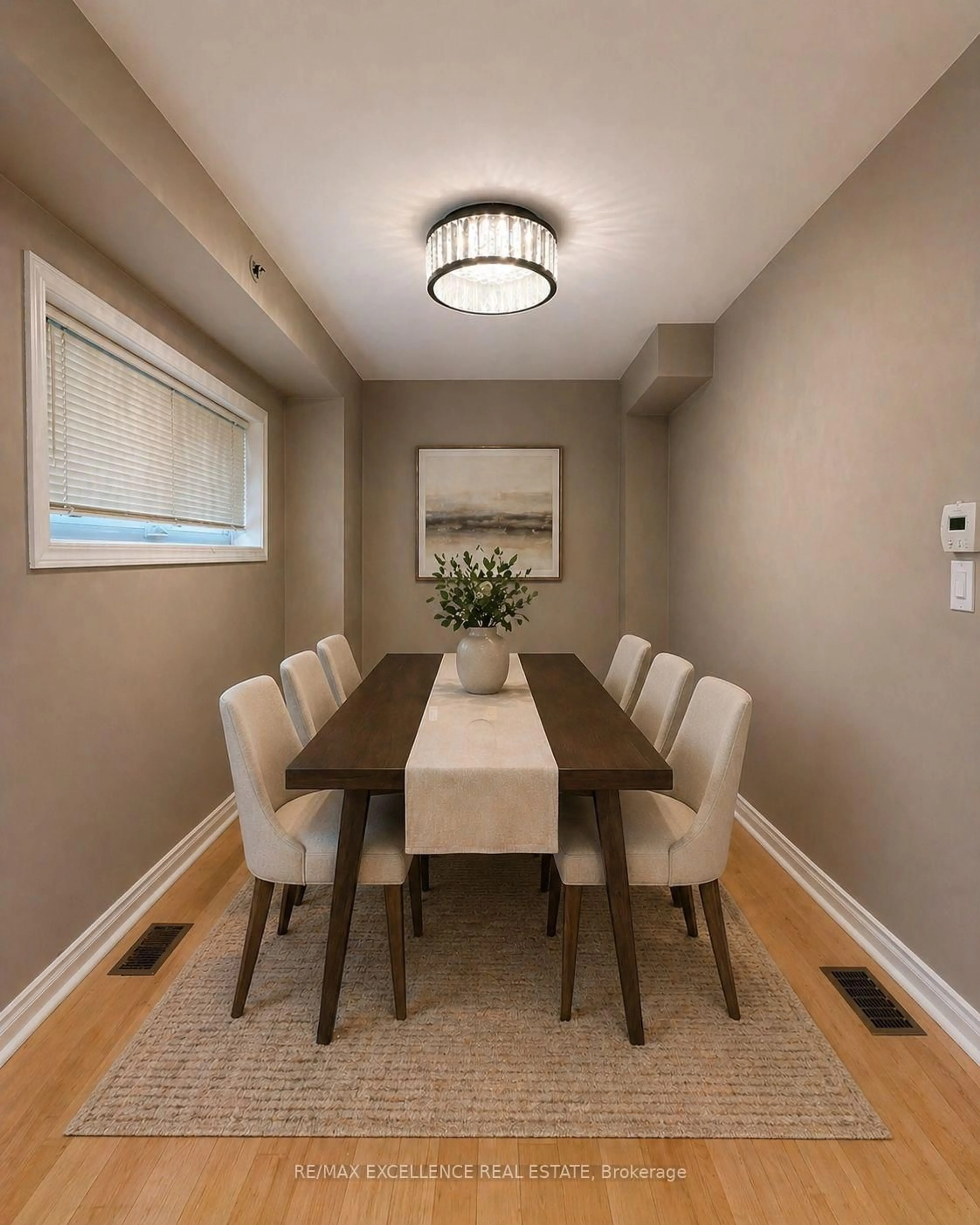 Dining room, unknown for 20 C Hoskins Sq, Brampton Ontario L6S 2N6