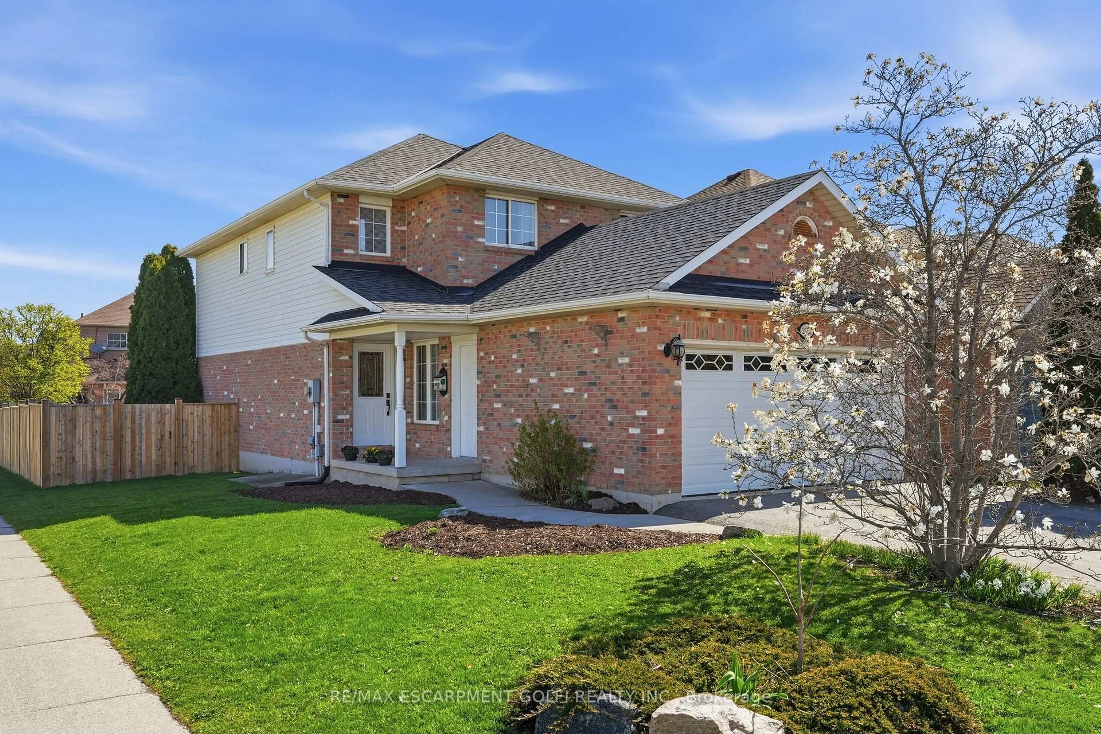 Home with brick exterior material, street for 2951 ADDISON St, Burlington Ontario L7M 4K5