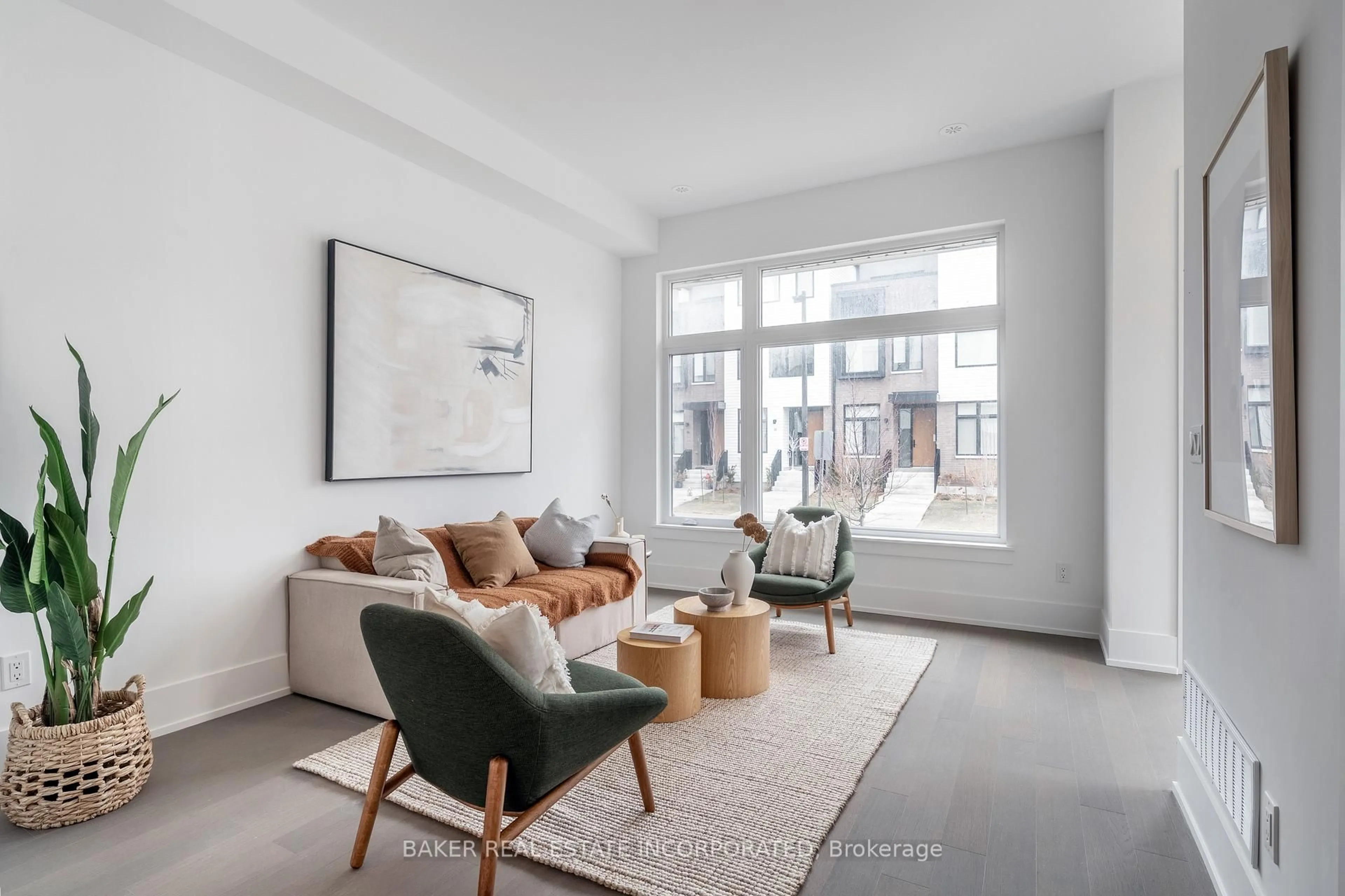 Living room with furniture, unknown for 30 Lou Parsons Way #45, Mississauga Ontario L5H 0B2