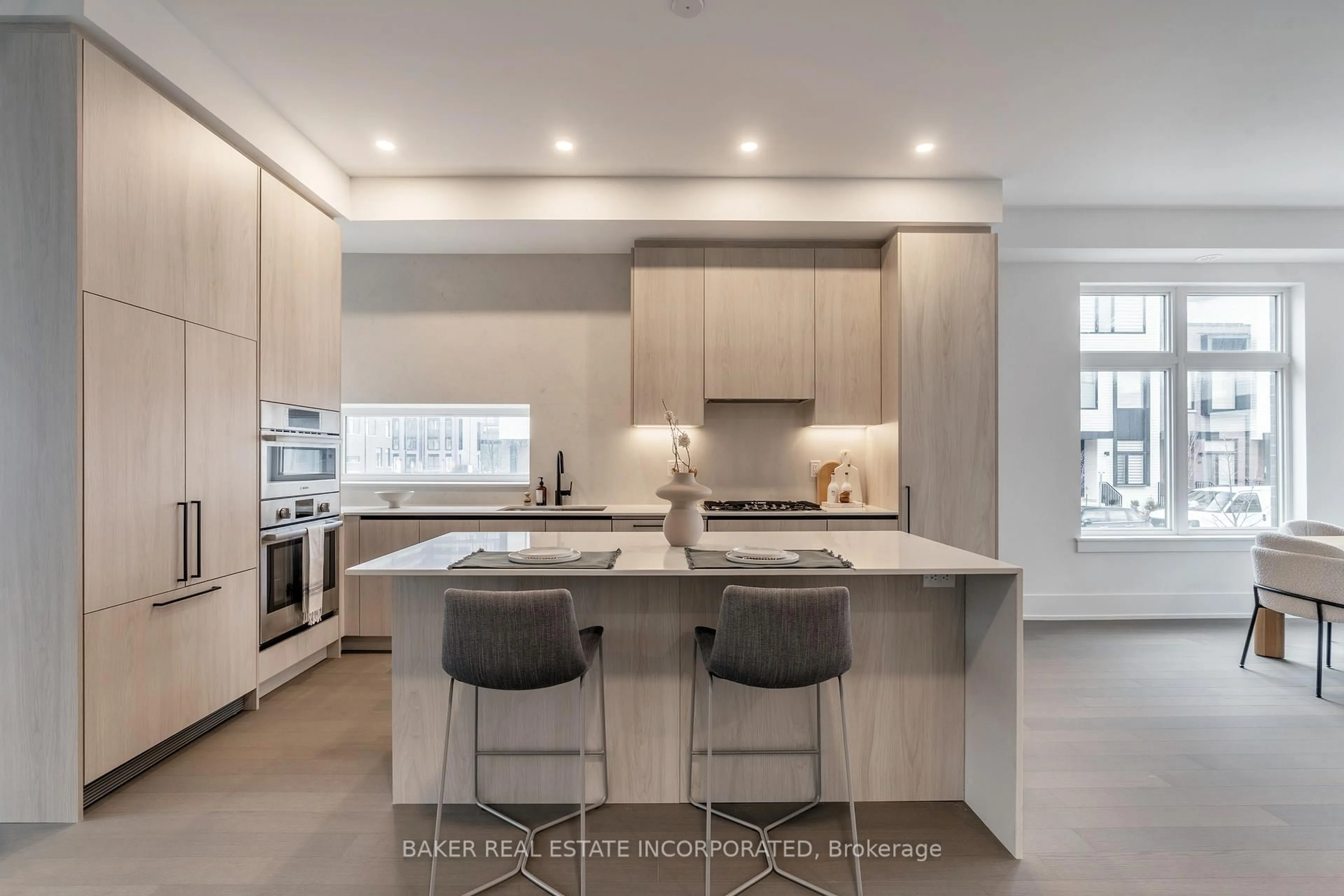 Contemporary kitchen, ceramic/tile floor for 30 Lou Parsons Way #45, Mississauga Ontario L5H 0B2