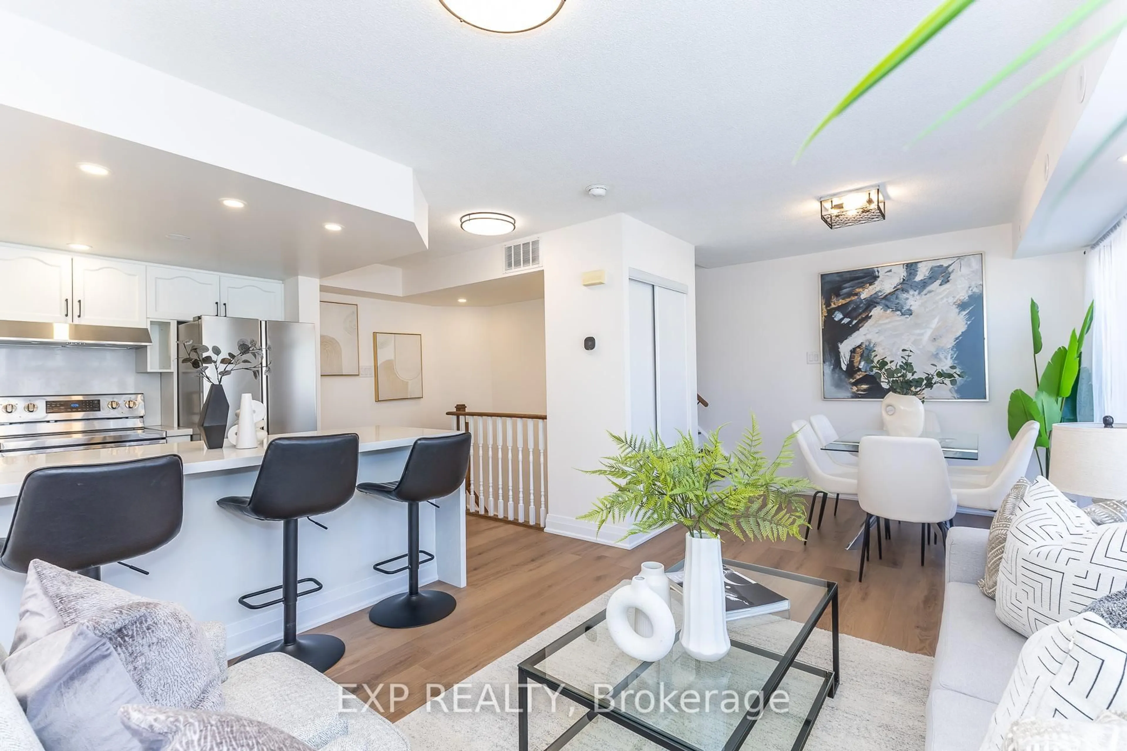 Open concept kitchen, unknown for 105 George Appleton Way #2143, Toronto Ontario M3M 0A2