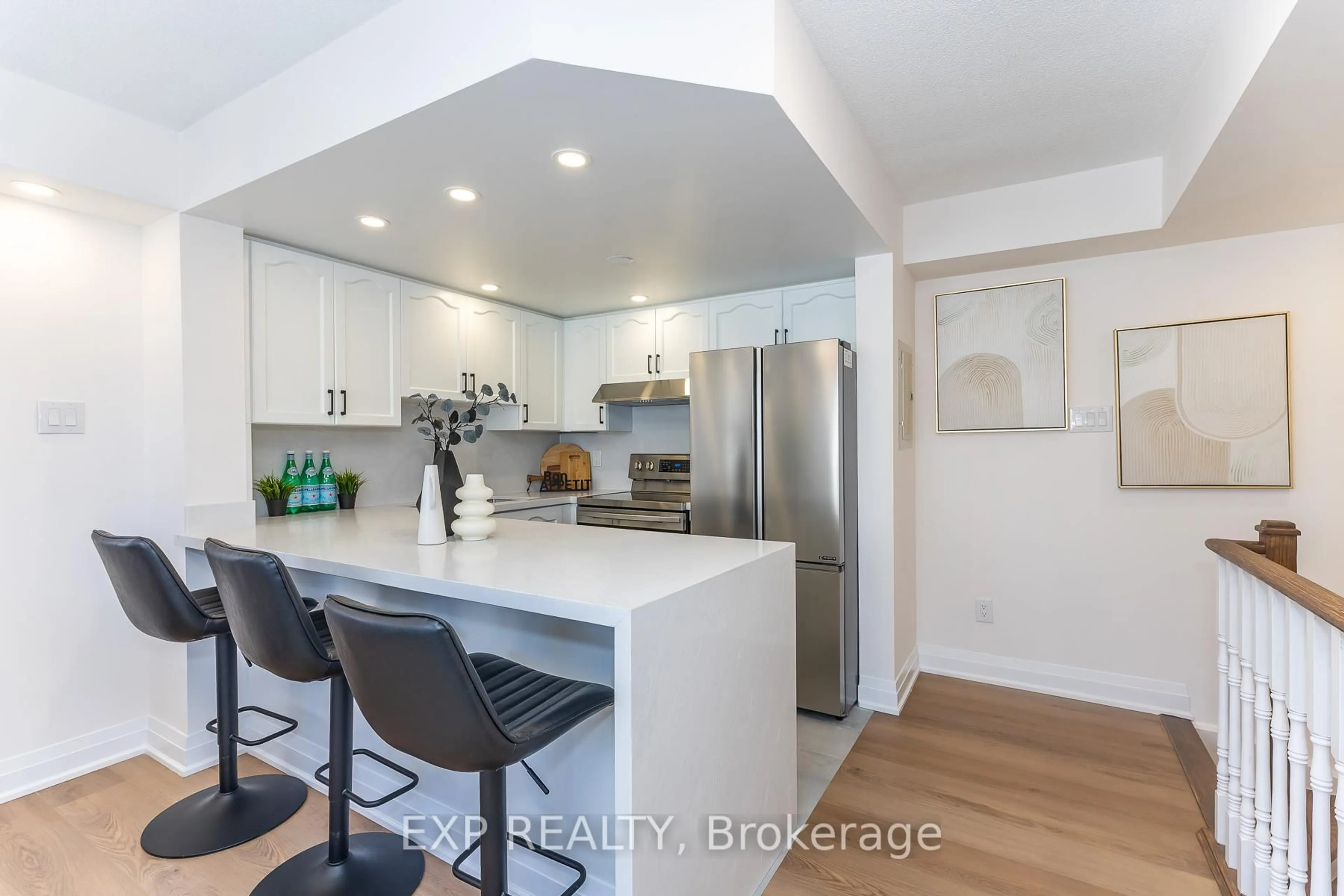 Open concept kitchen, unknown for 105 George Appleton Way #2143, Toronto Ontario M3M 0A2