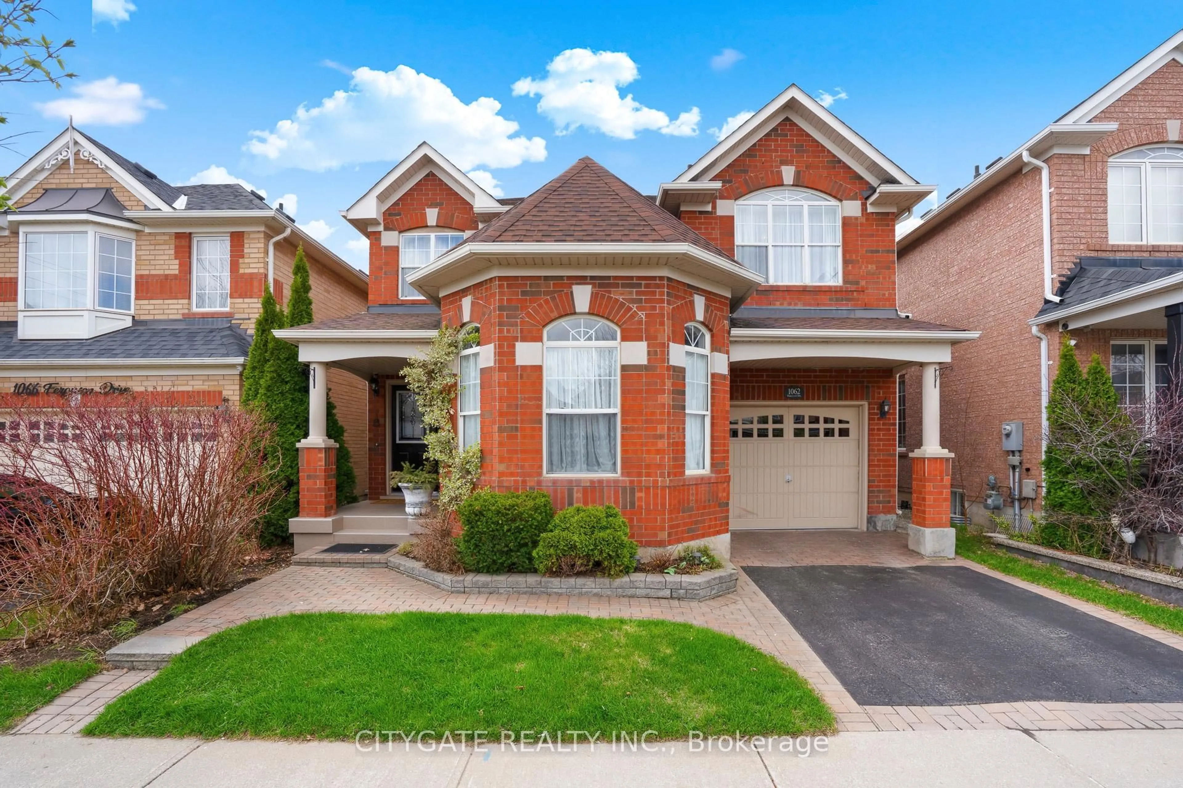 Home with brick exterior material, street for 1062 Ferguson Dr, Milton Ontario L9T 6V2