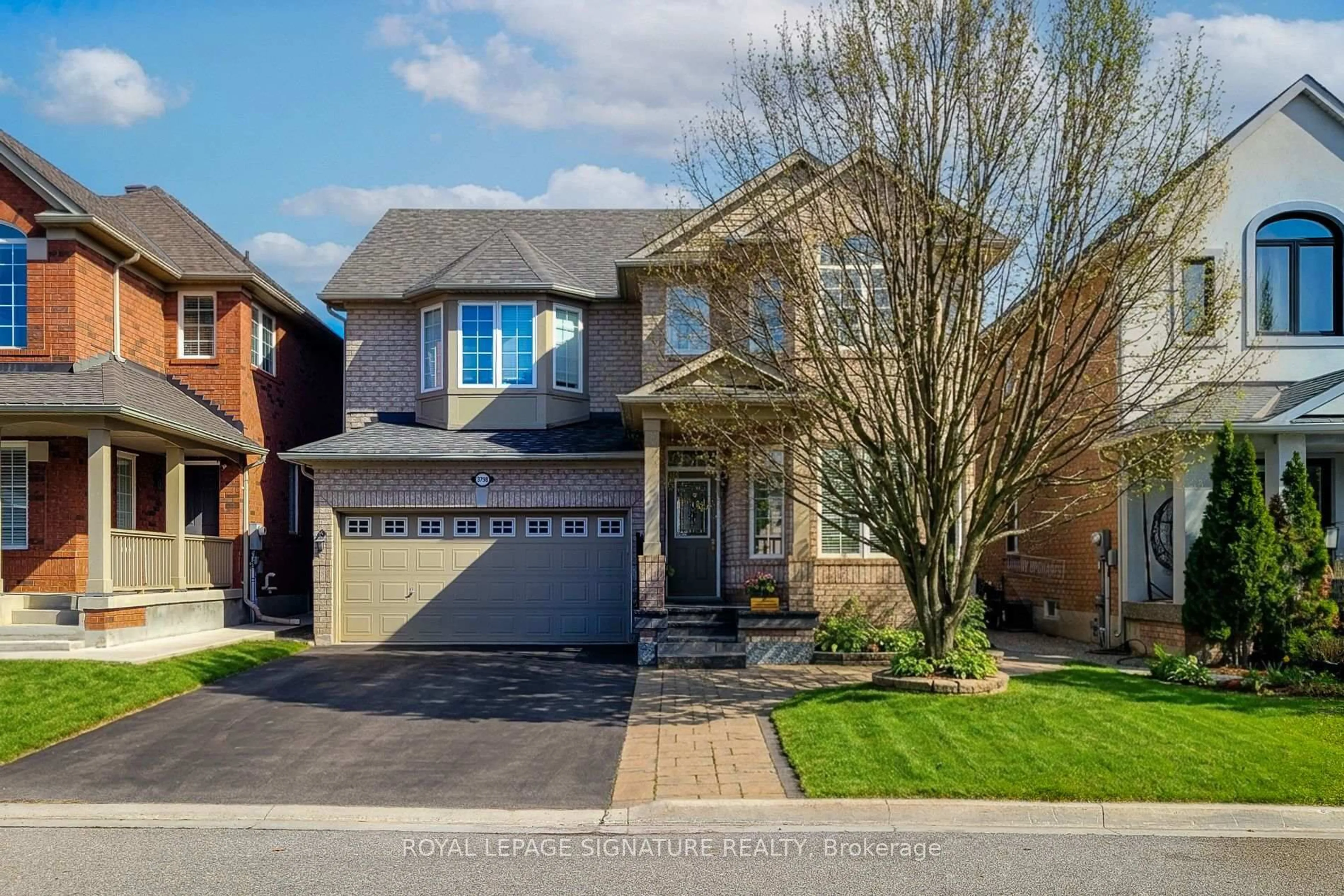 Home with brick exterior material, street for 3798 Swiftdale Dr, Mississauga Ontario L5M 6M5