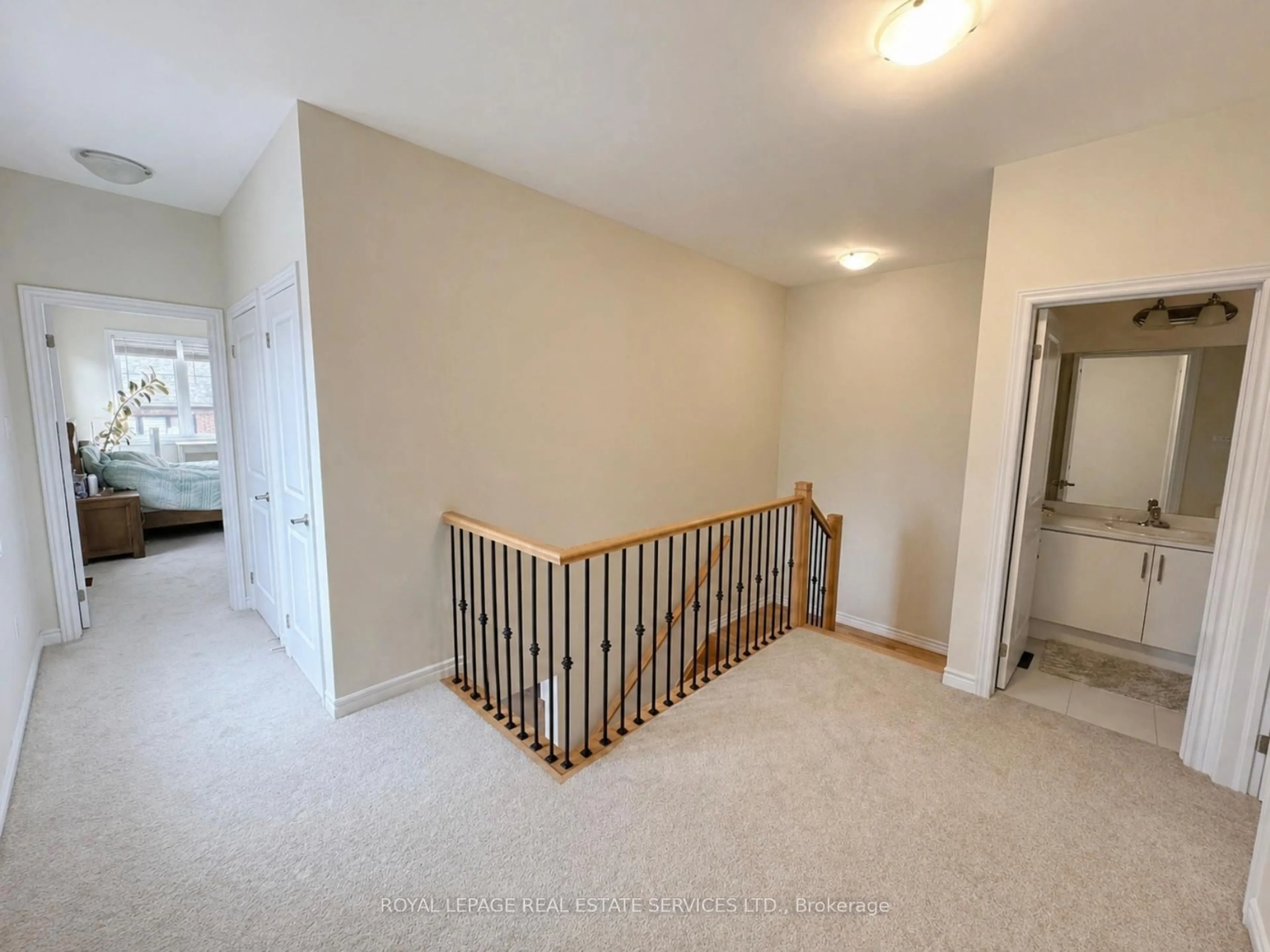 Unknown for 1434 National Common, Burlington Ontario L7P 3W5