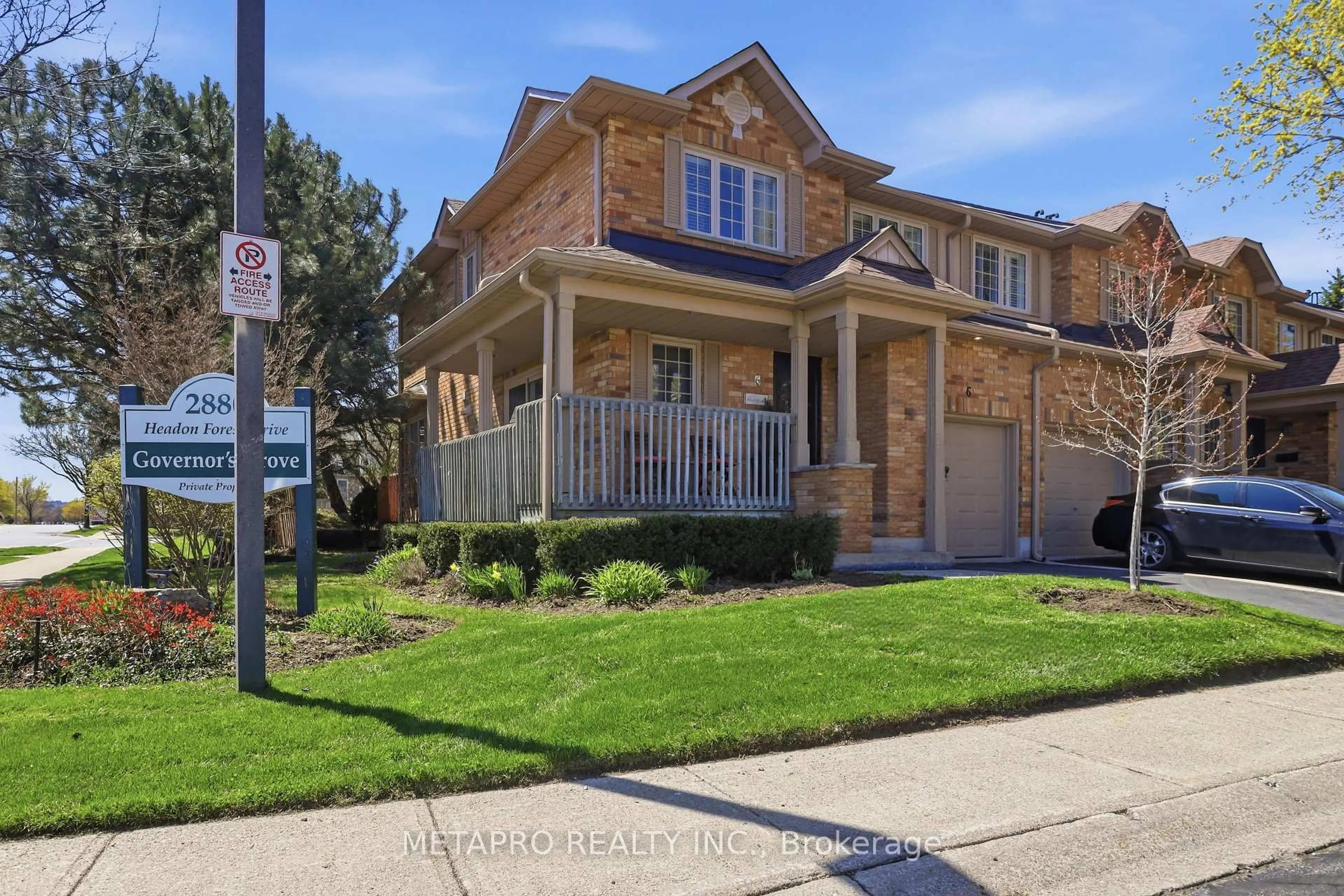 Home with brick exterior material, street for 2880 Headon Forest Dr #6, Burlington Ontario L7M 4H2