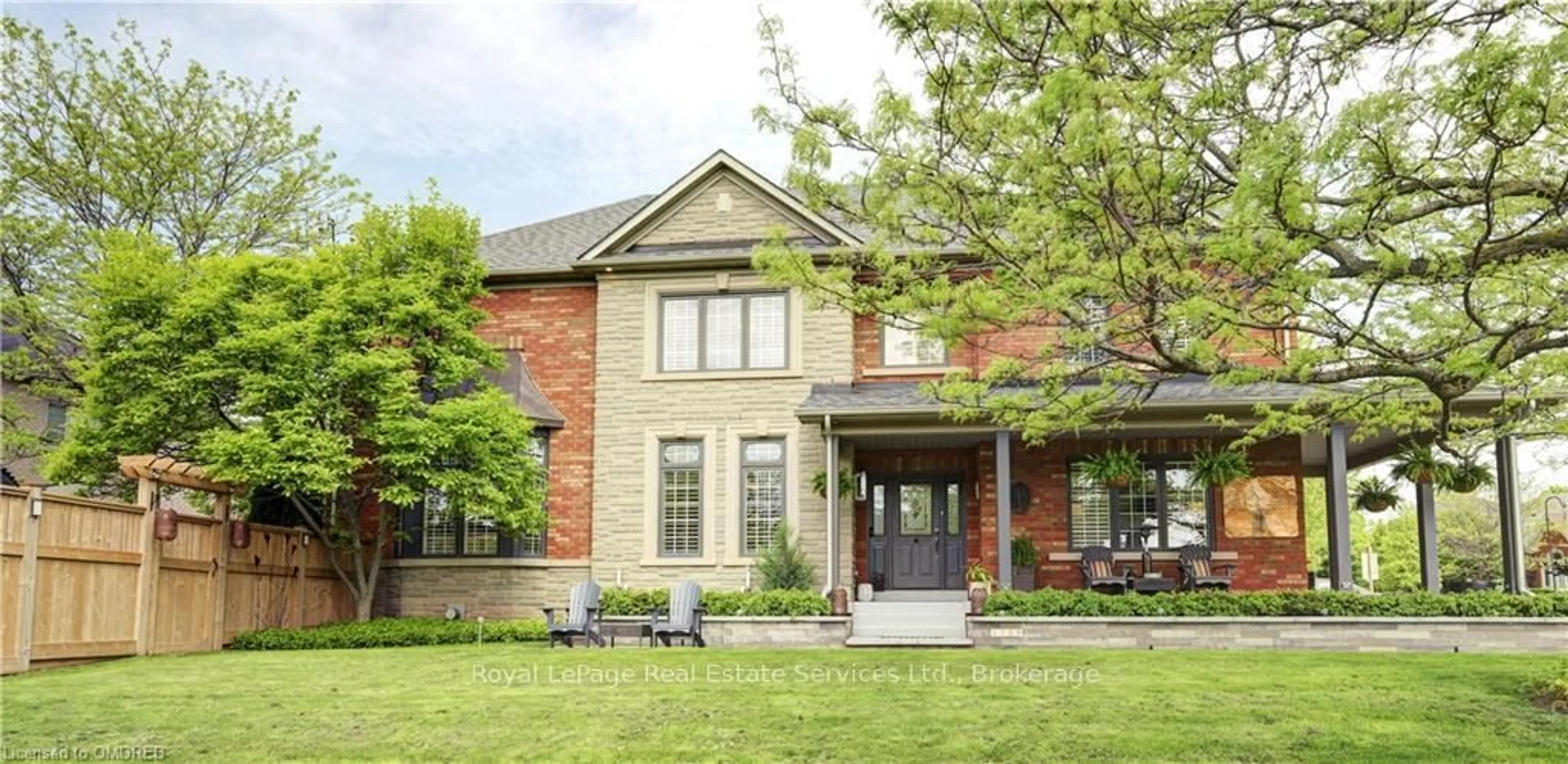 Home with brick exterior material, street for 1259 GLENASHTON Dr, Oakville Ontario L6H 5M3