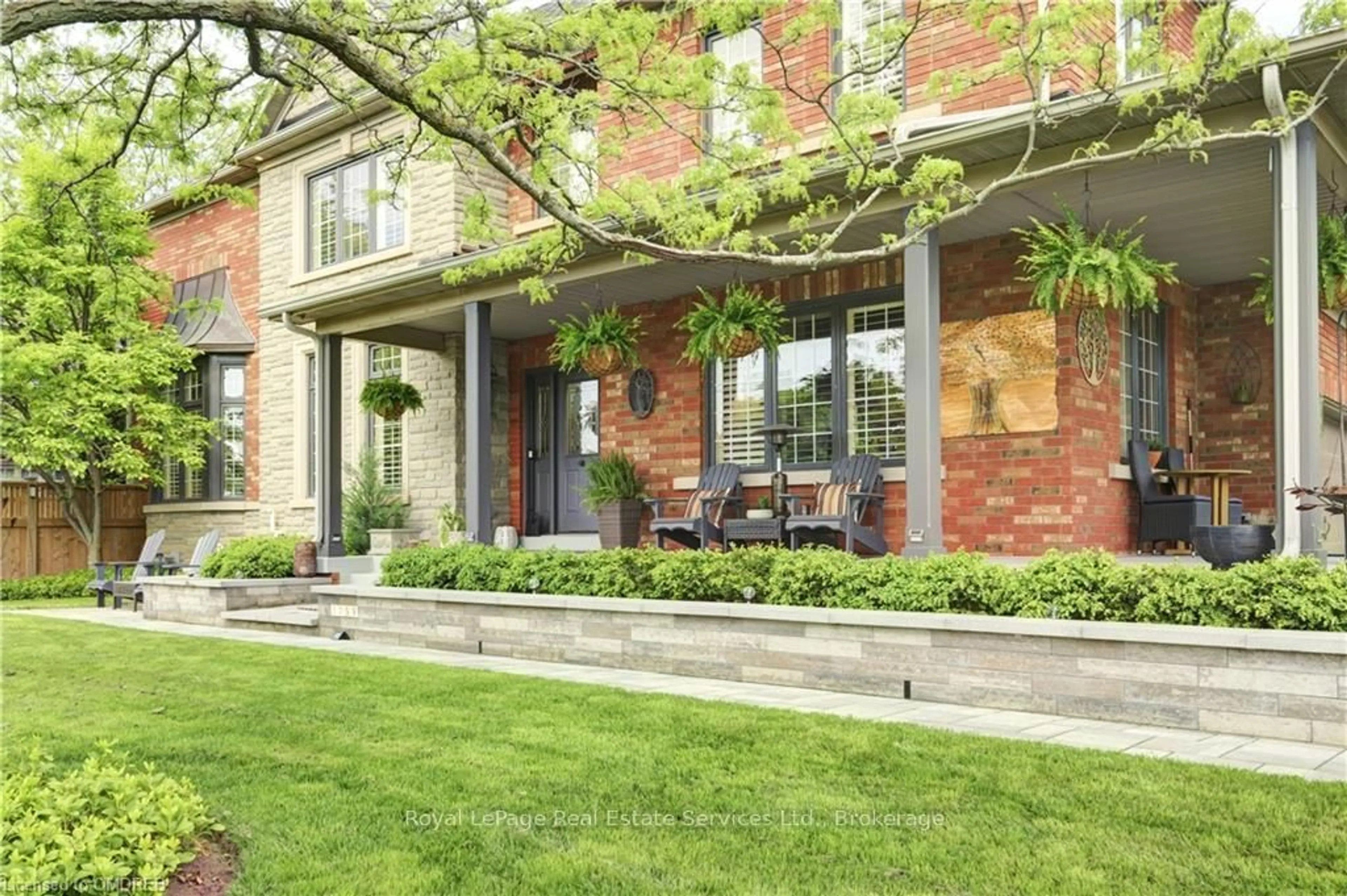 Home with brick exterior material, street for 1259 GLENASHTON Dr, Oakville Ontario L6H 5M3