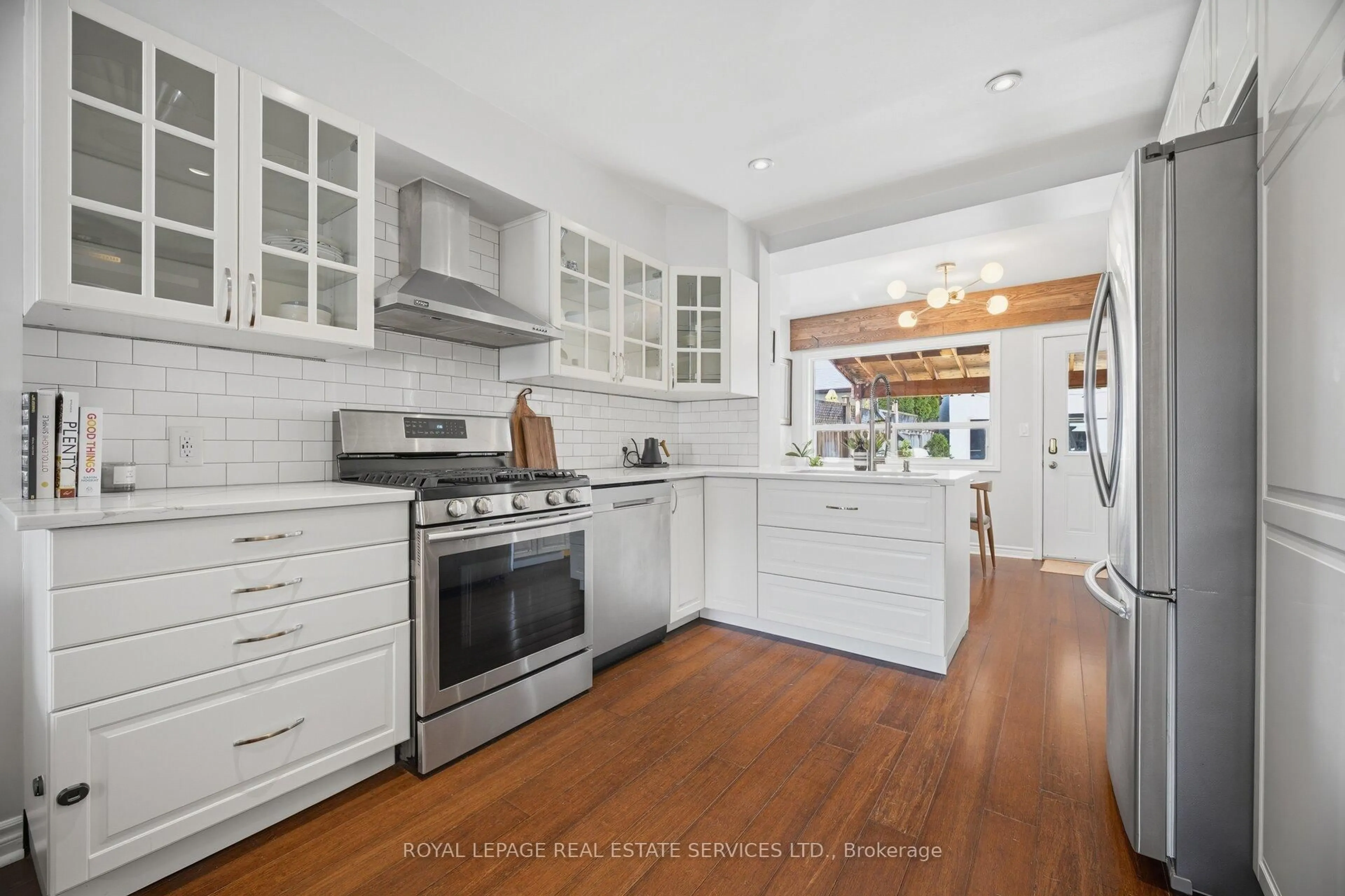 Open concept kitchen, unknown for 46 Day Ave, Toronto Ontario M6E 3V9