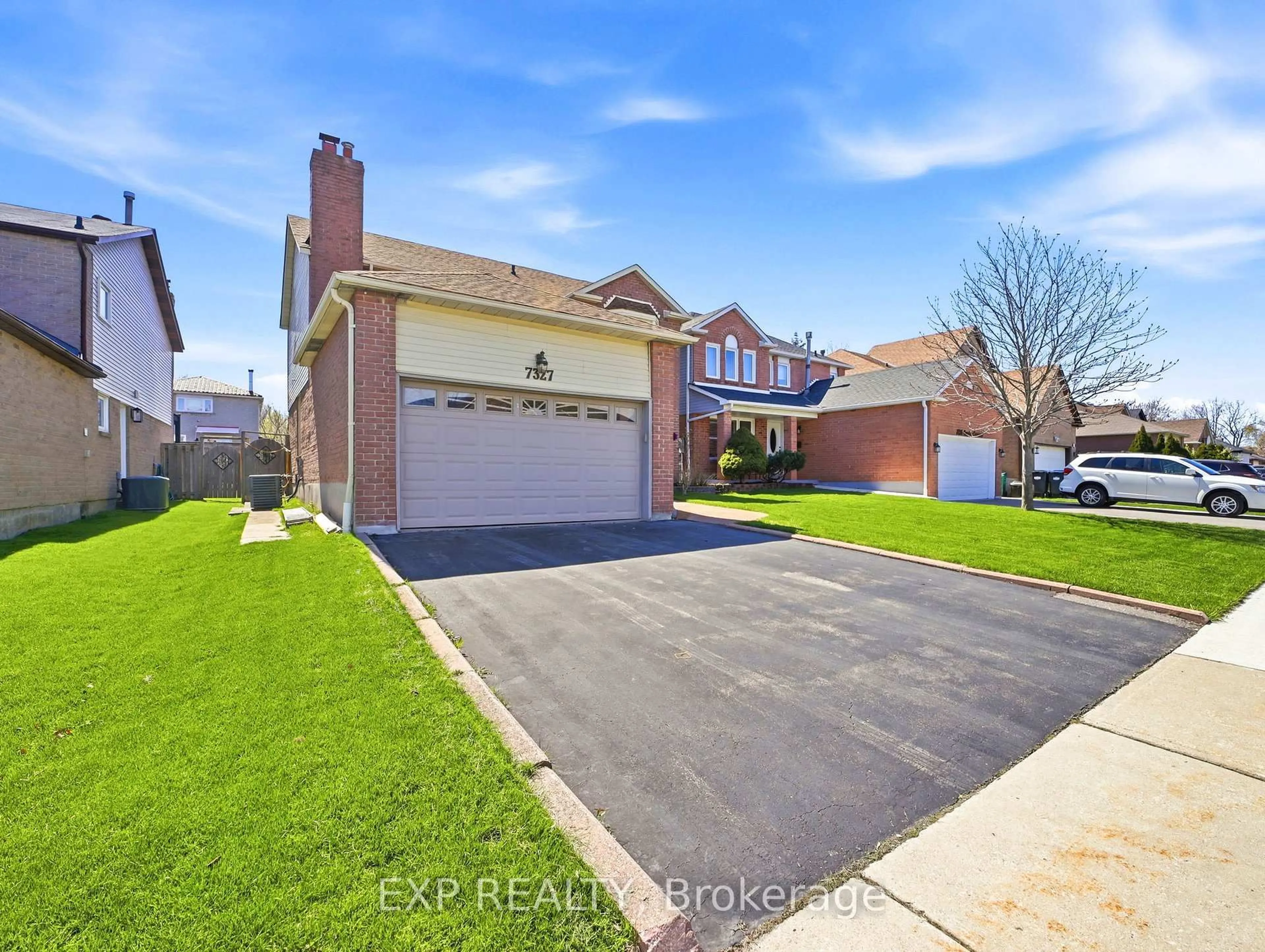 Unknown for 7327 Corrine Cres, Mississauga Ontario L5N 5C4