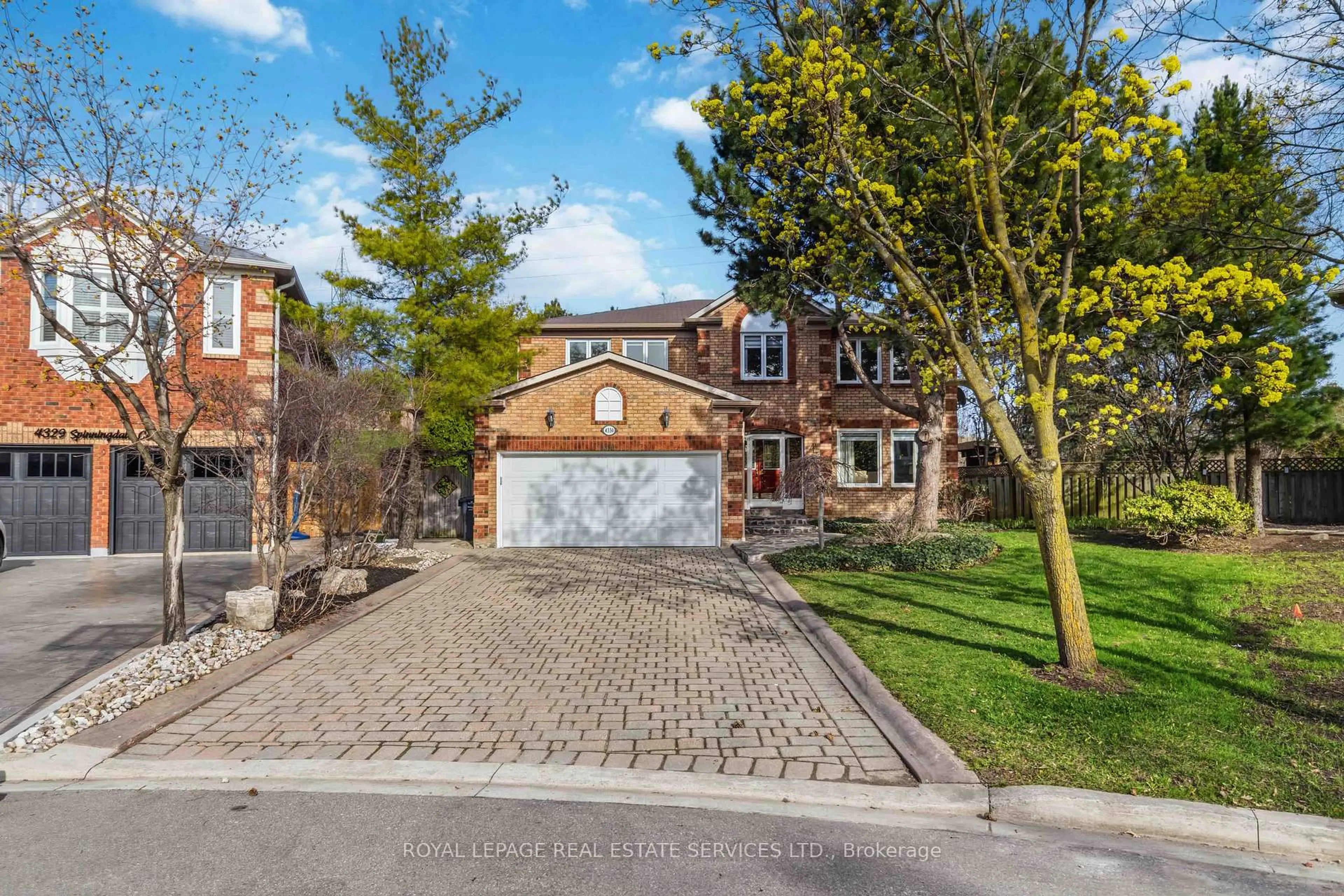 Home with brick exterior material, street for 4330 Spinningdale Crt, Mississauga Ontario L5M 3J8