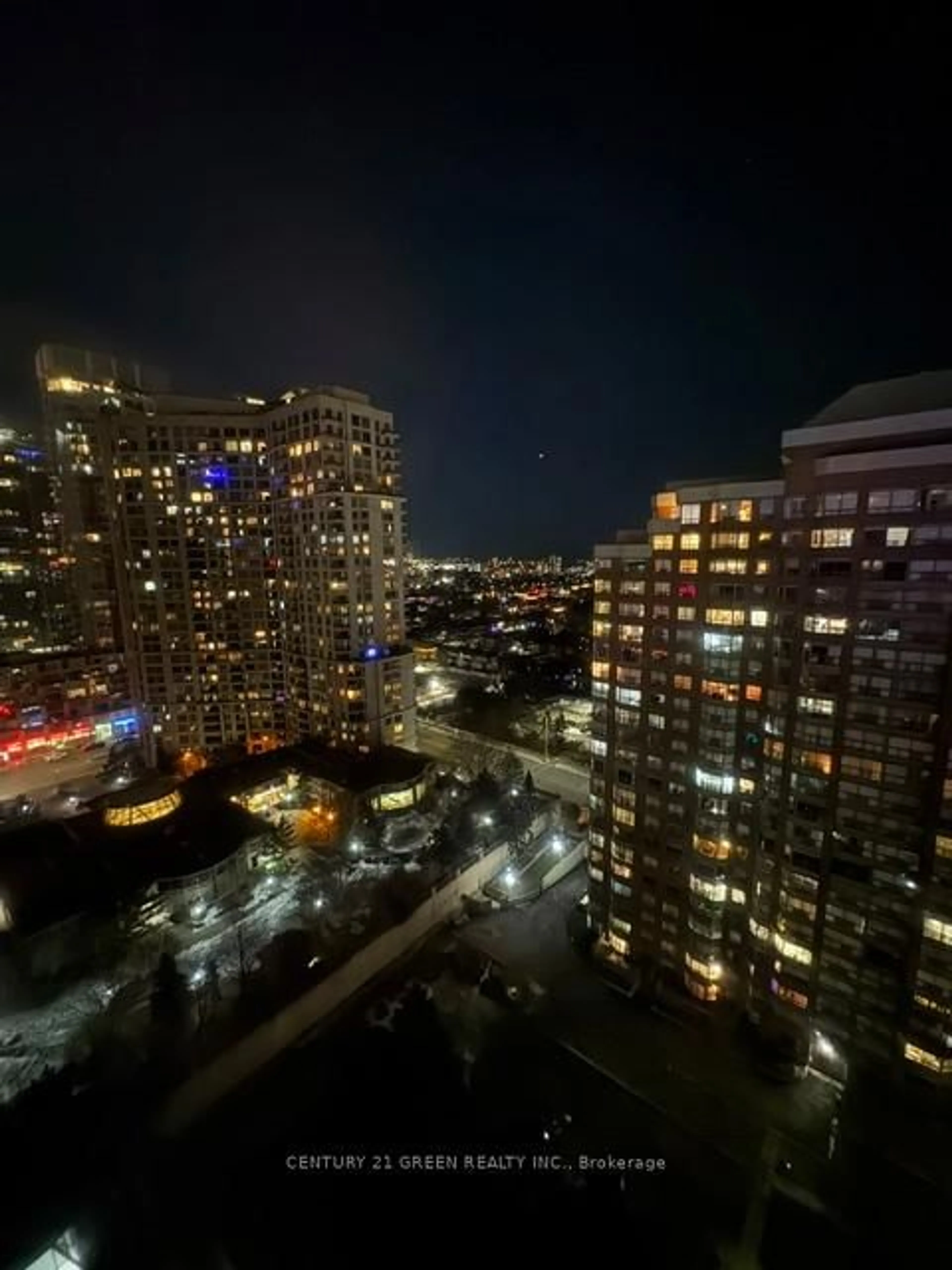 Blurry image for 310 Burnhamthorpe Rd #2111, Mississauga Ontario L5B 4P9