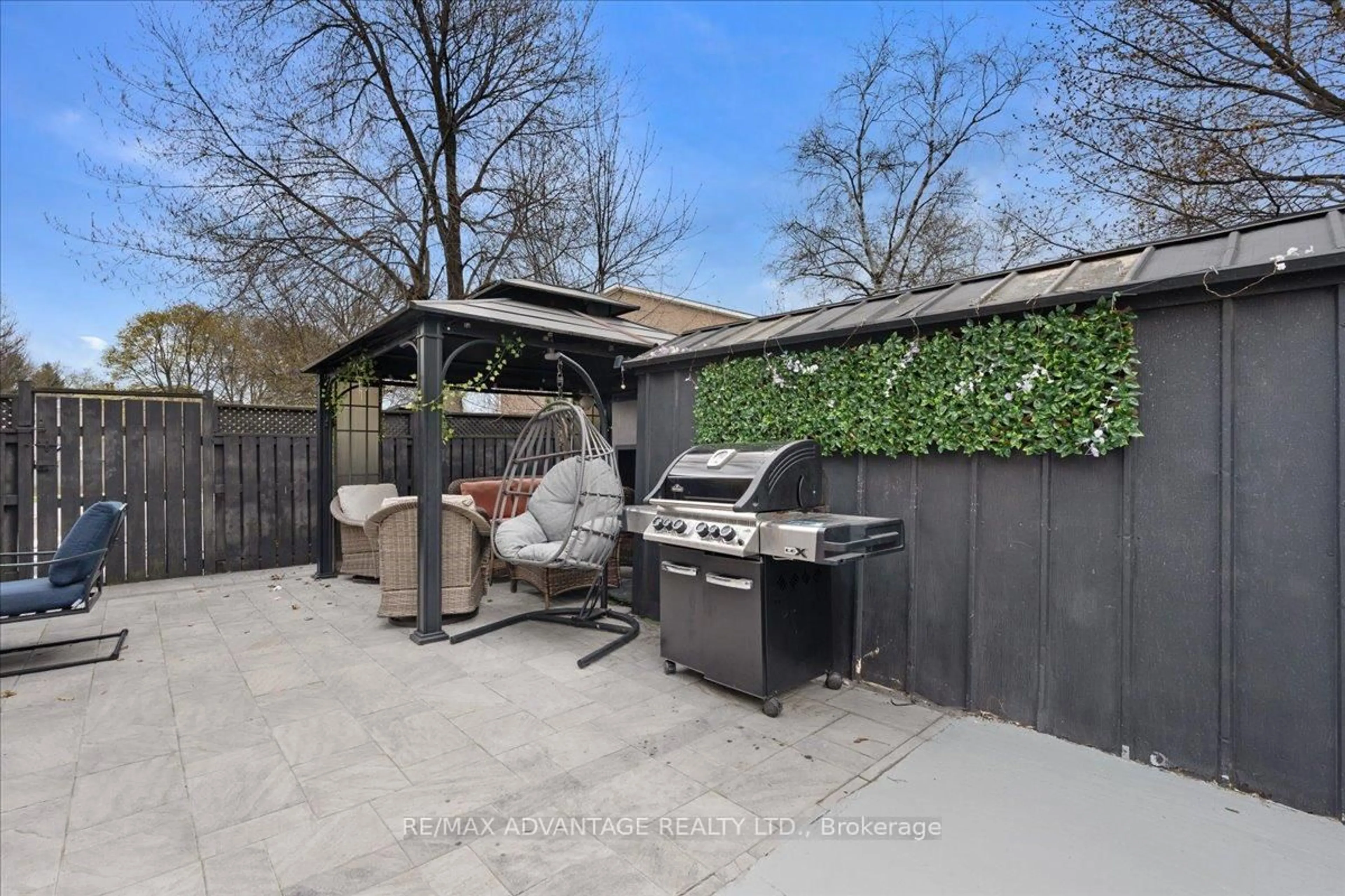 Patio, street for 3218 Mainsail Cres, Mississauga Ontario L5L 1H2