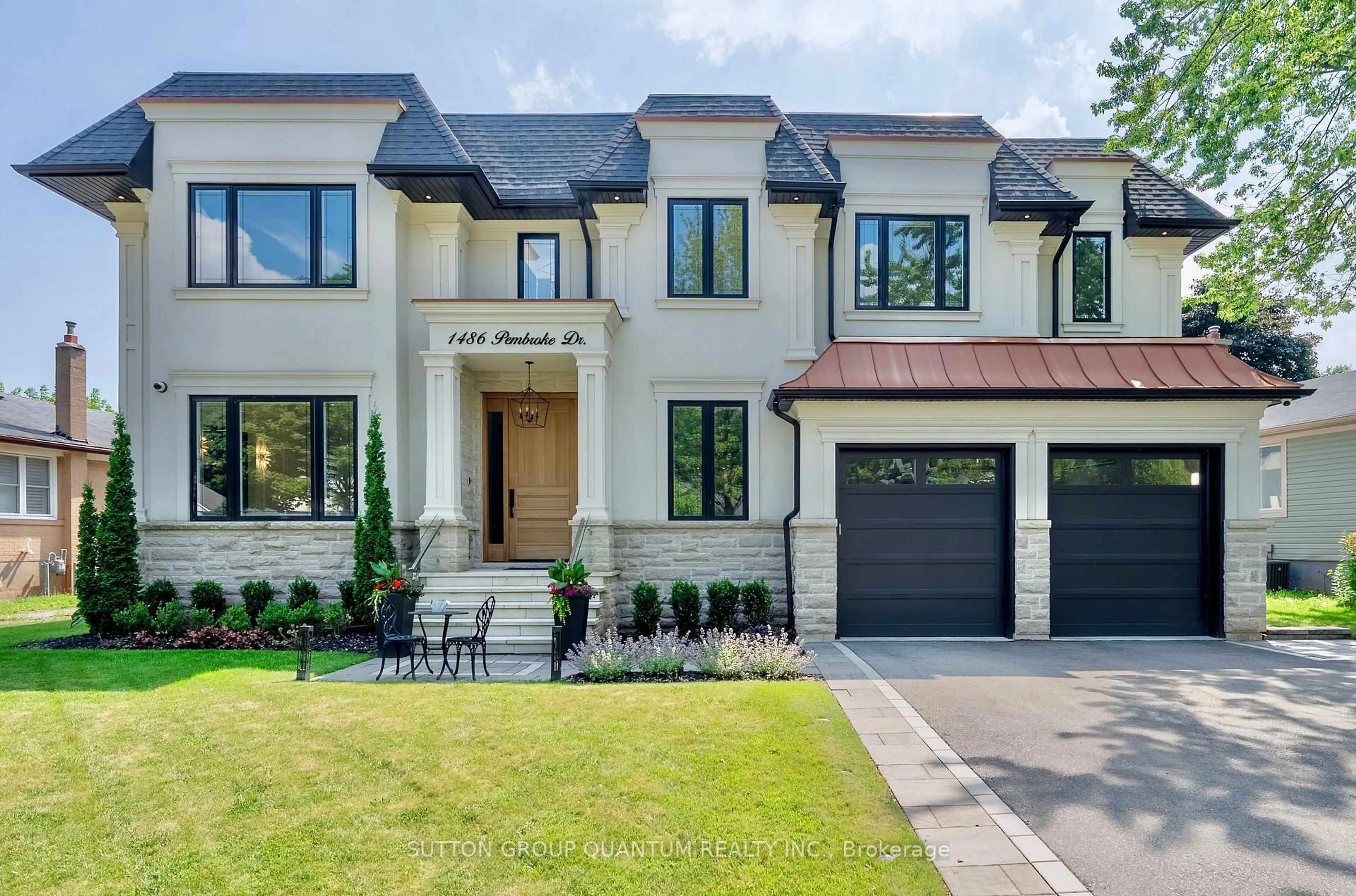 Home with brick exterior material, street for 1486 Pembroke Dr, Oakville Ontario L6H 1V8