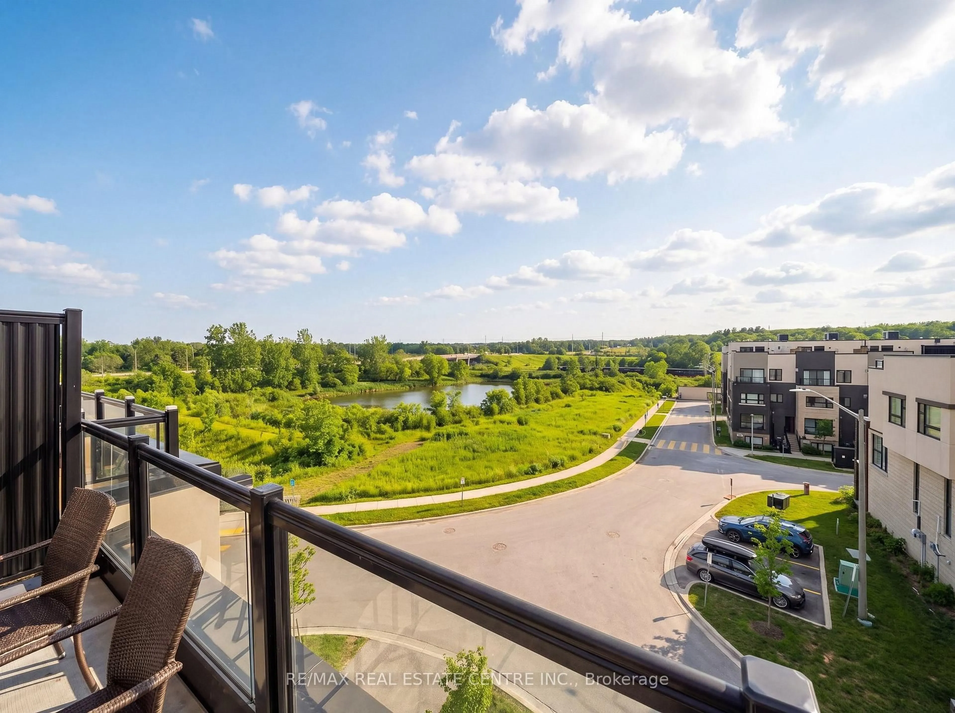 A pic from outside/outdoor area/front of a property/back of a property/a pic from drone, city buildings view from balcony for 1121 Cooke Blvd #28, Burlington Ontario L7T 0C3