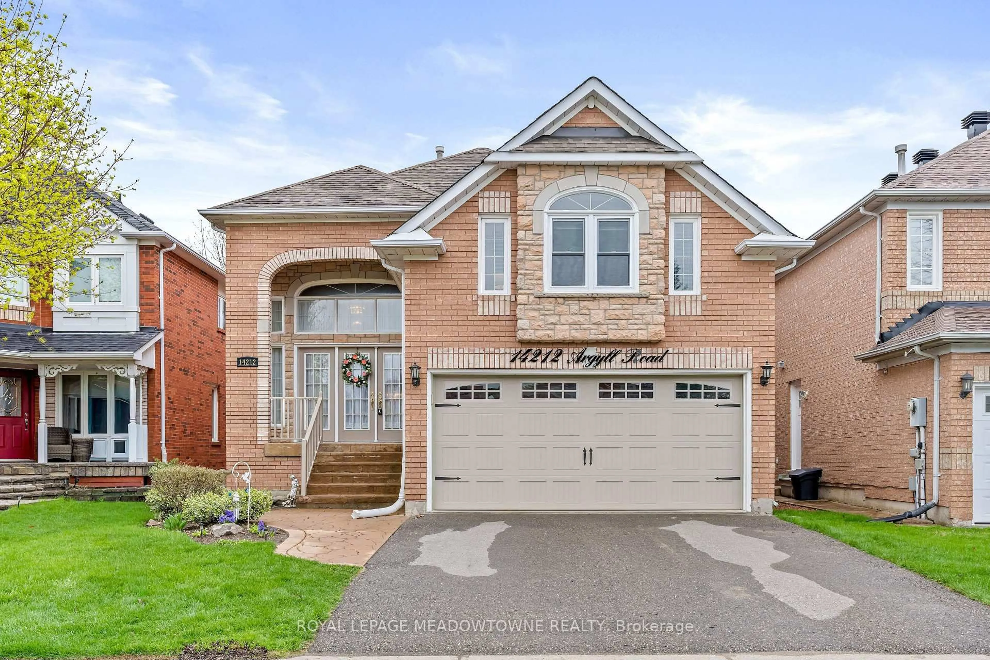 Home with brick exterior material, street for 14212 Argyll Rd, Halton Hills Ontario L7G 5R1