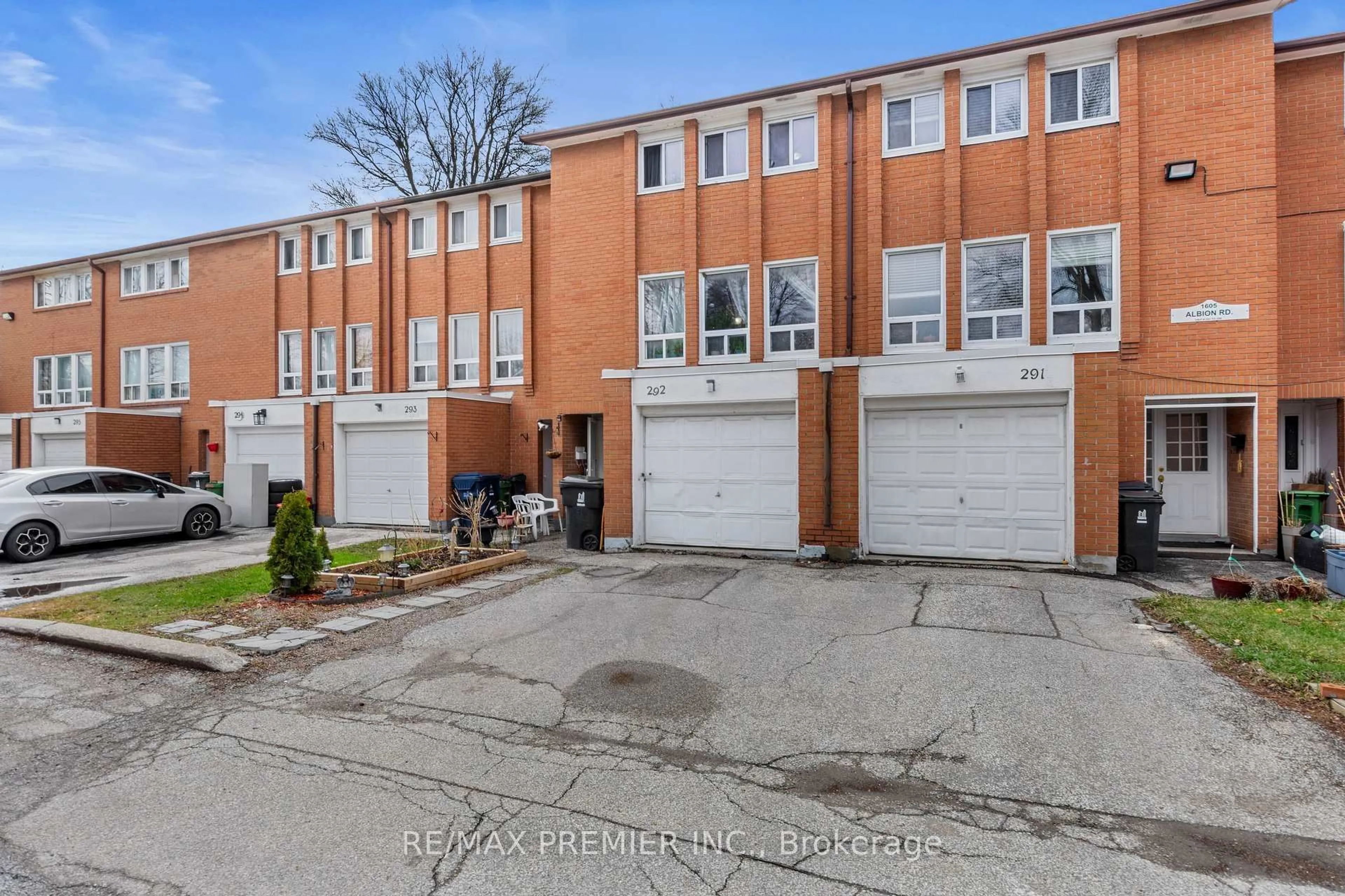 A pic from outside/outdoor area/front of a property/back of a property/a pic from drone, street for 1605 Albion Rd #292, Toronto Ontario M9V 1B6