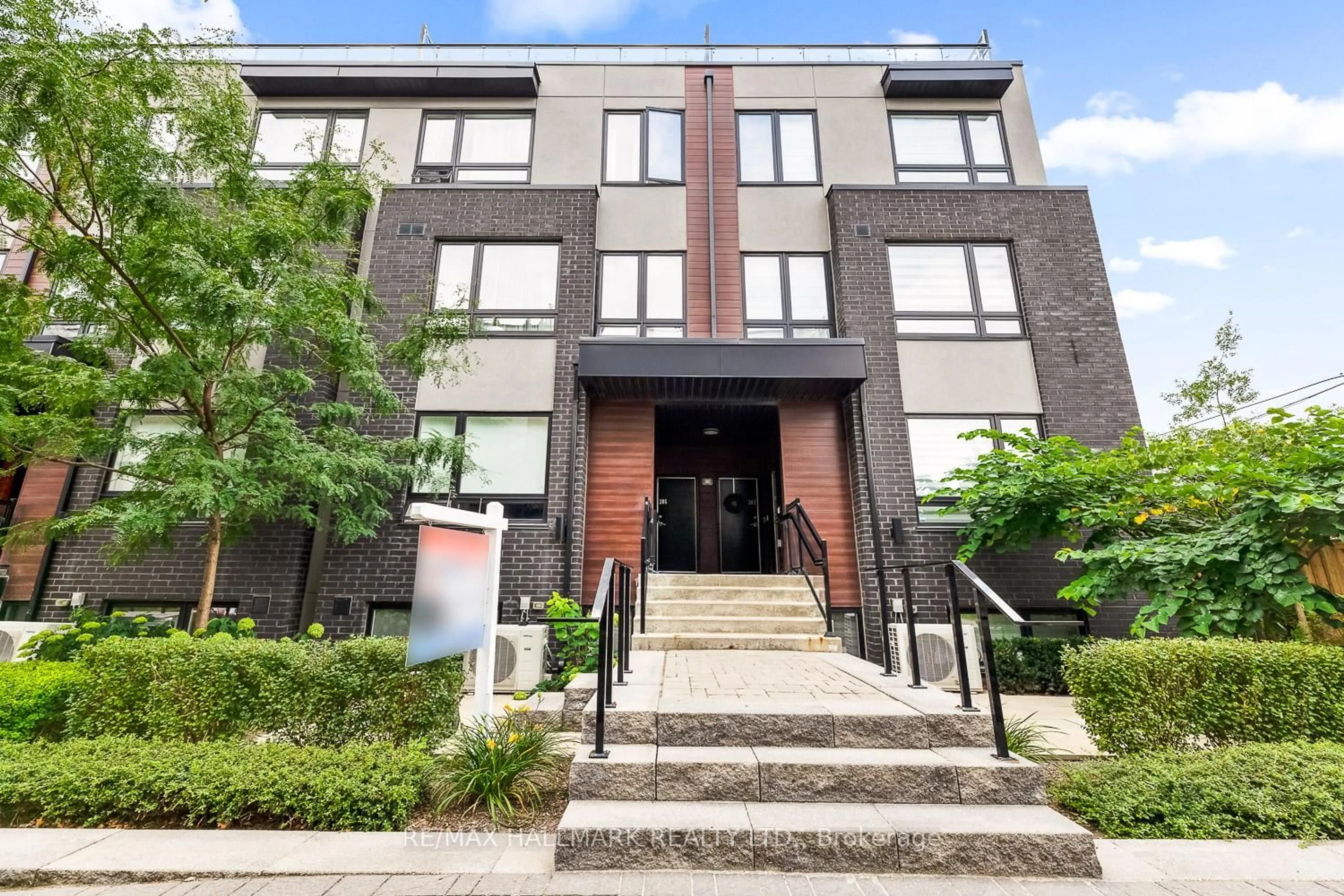 Home with brick exterior material, building for 1120 Briar Hill Ave #306, Toronto Ontario M6B 0A9