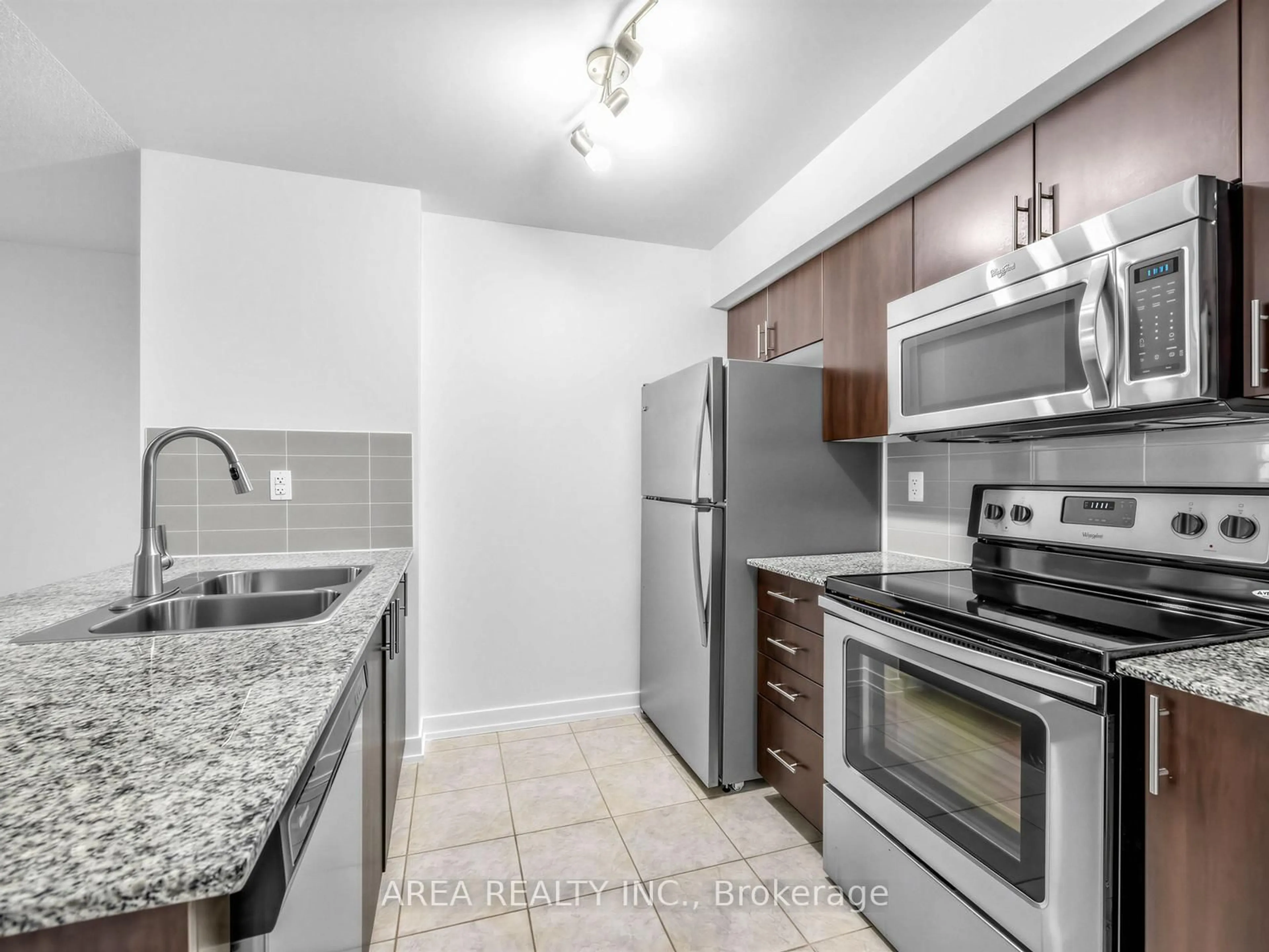 Standard kitchen, unknown for 1410 Dupont St #1410, Toronto Ontario M6H 2B1