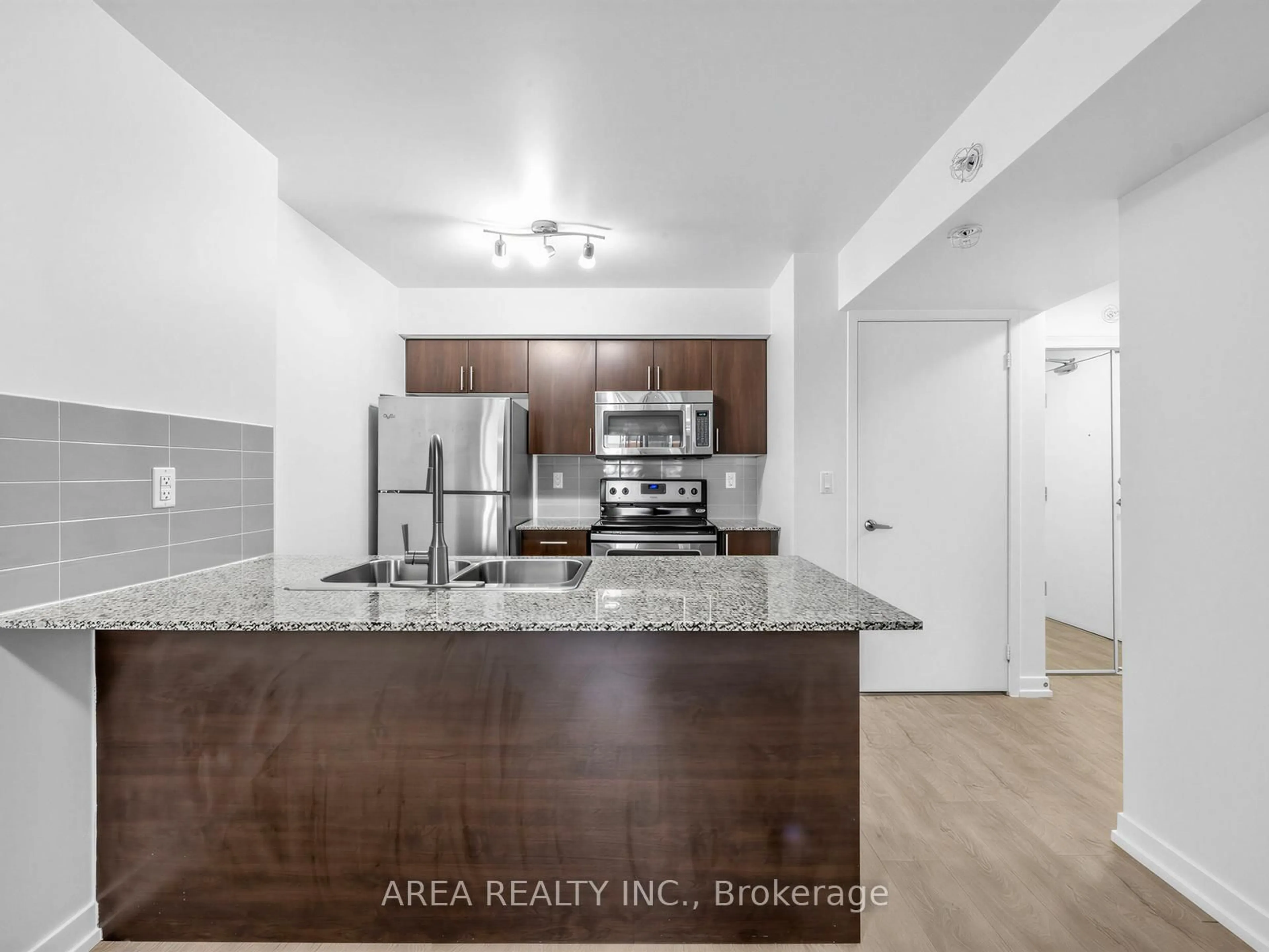 Open concept kitchen, unknown for 1410 Dupont St #1410, Toronto Ontario M6H 2B1