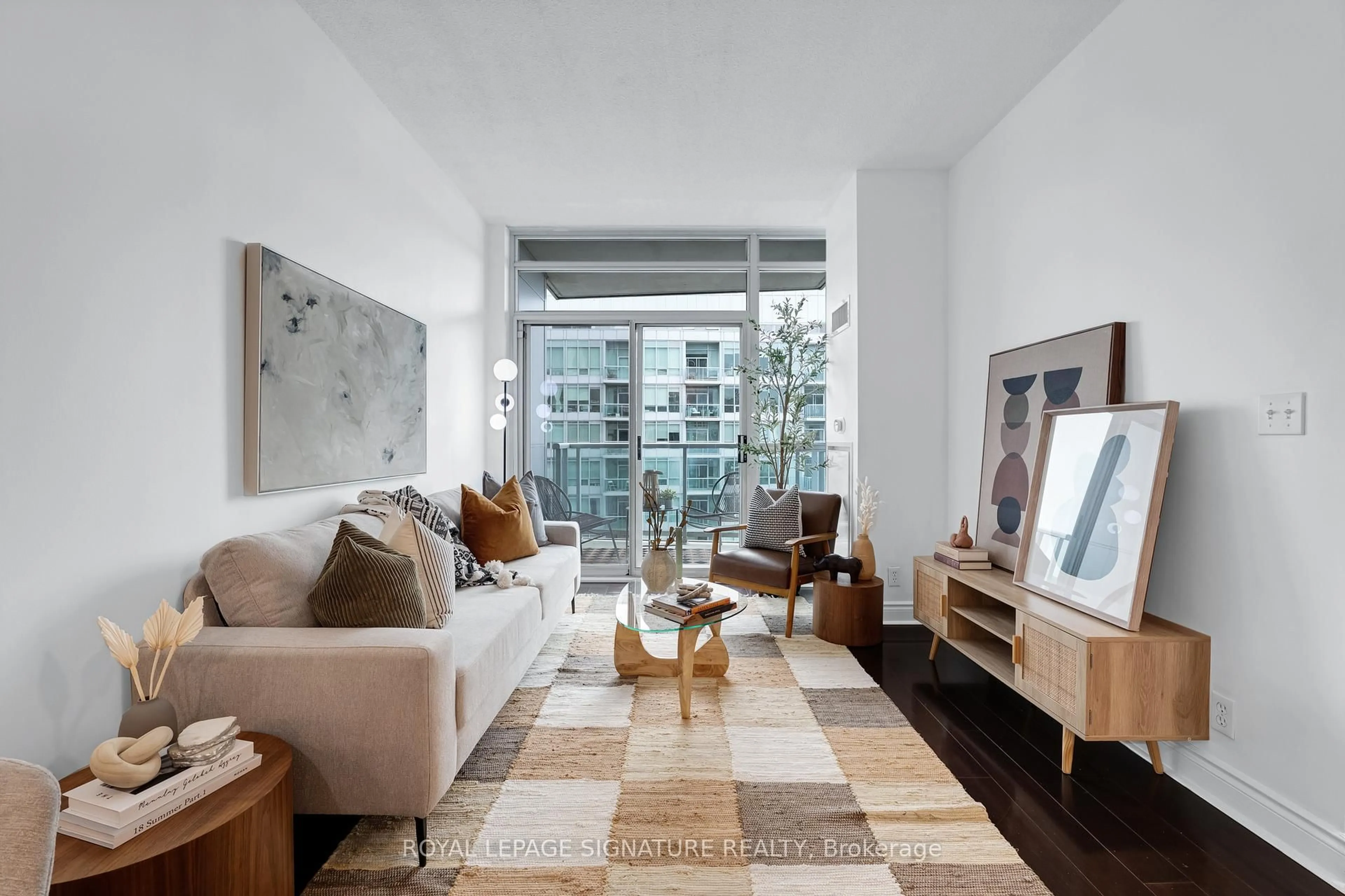 Living room with furniture, unknown for 1910 Lake Shore Blvd #LPH6, Toronto Ontario M6S 1A2