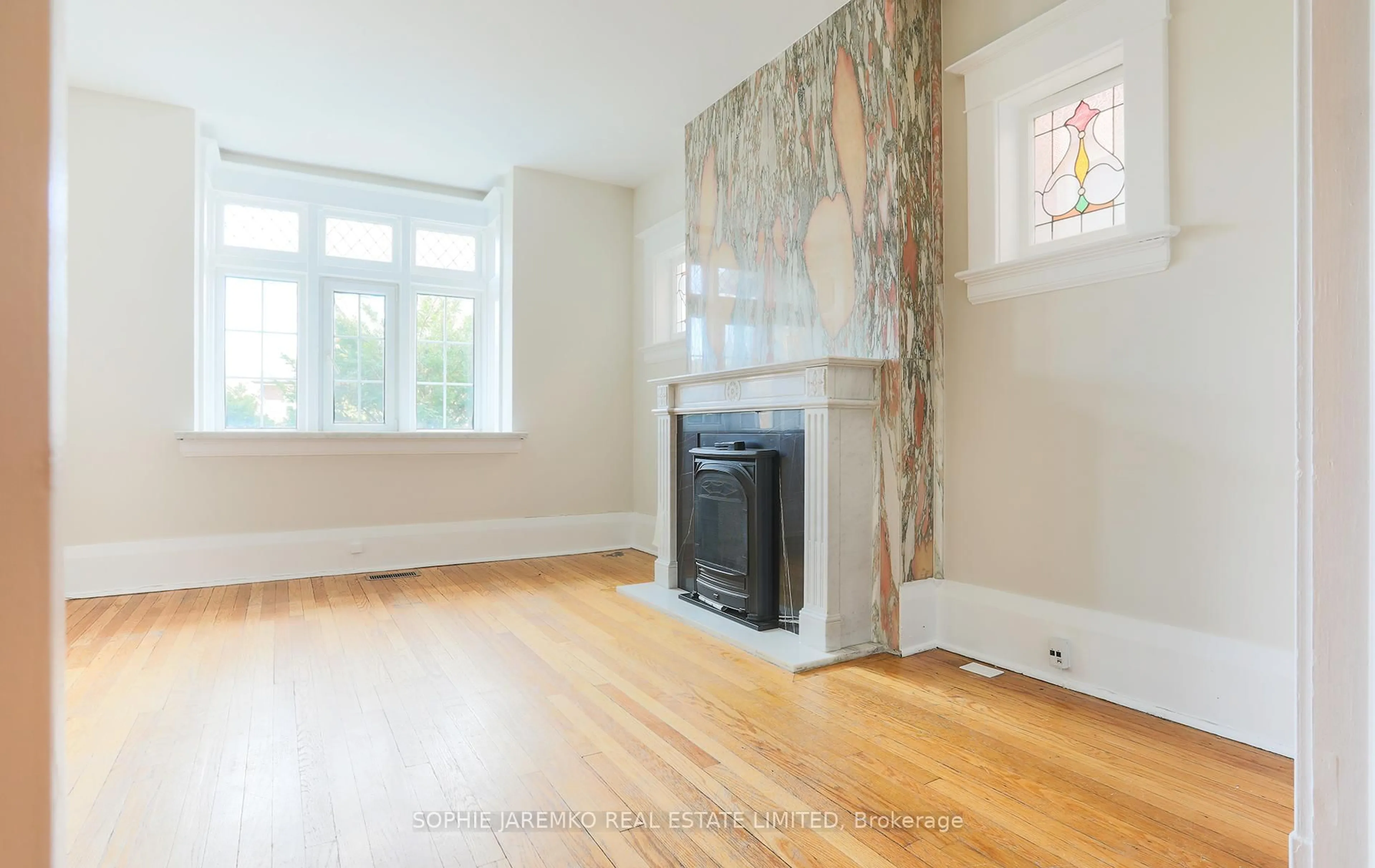 Unknown for 87 Clendenan Ave, Toronto Ontario M6P 2W7