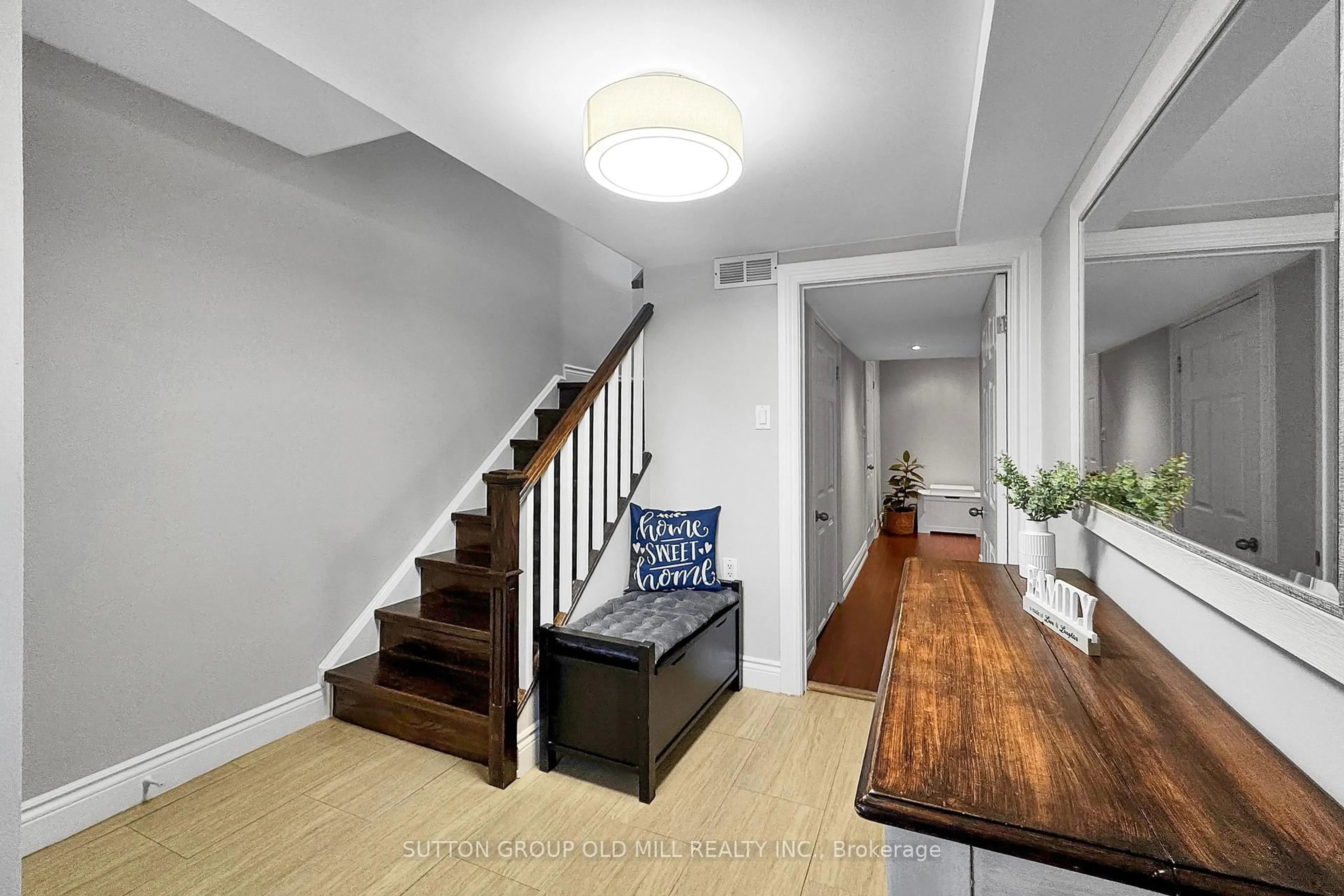 Indoor entryway for 66 Permfield Path, Toronto Ontario M9C 4Y5