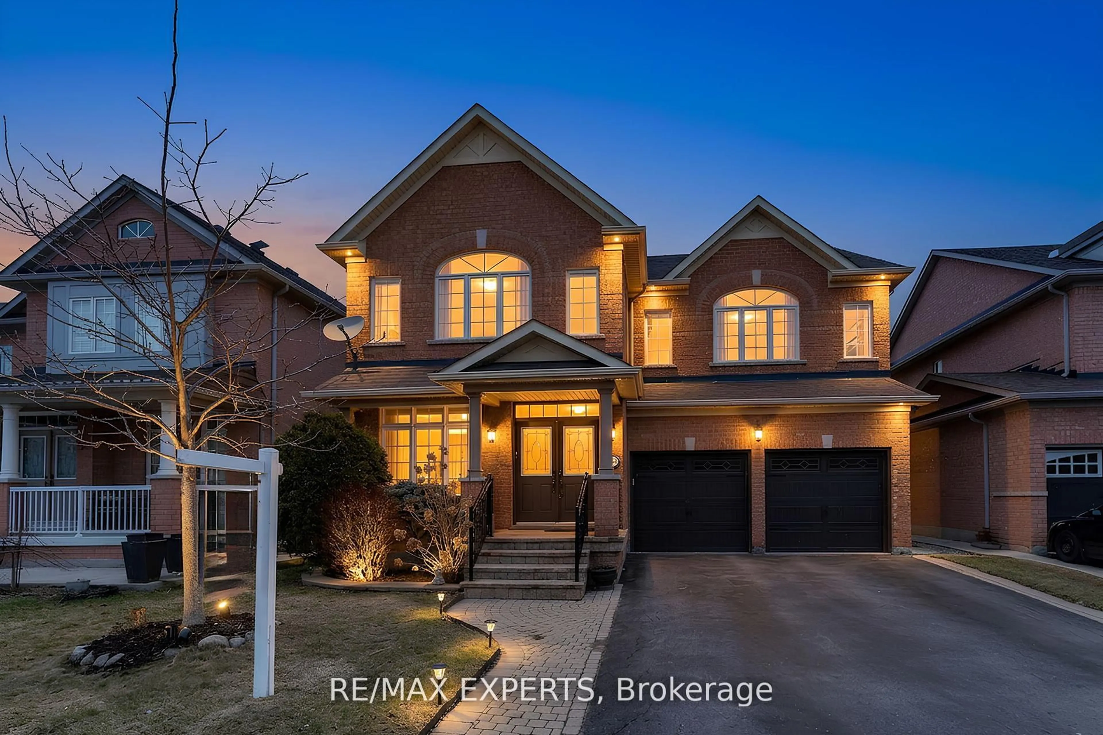 Home with brick exterior material, street for 13 Villagewood St, Brampton Ontario L6P 2C3