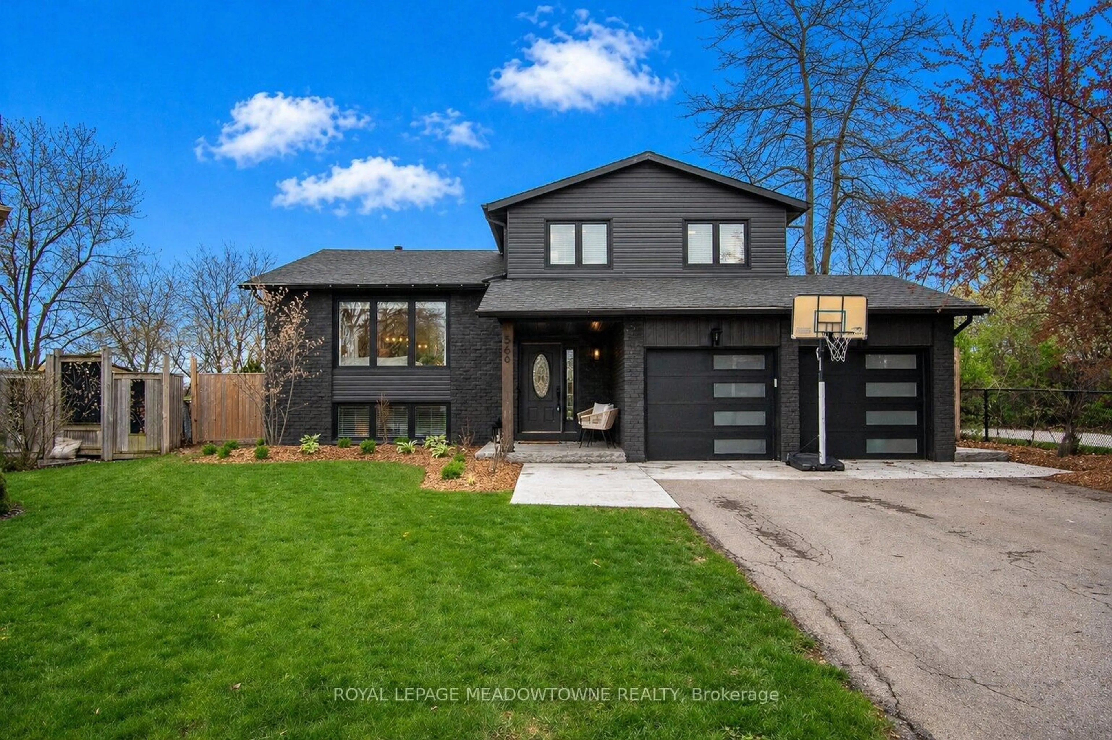 Home with brick exterior material, street for 566 Moorelands Cres, Milton Ontario L9T 4B5