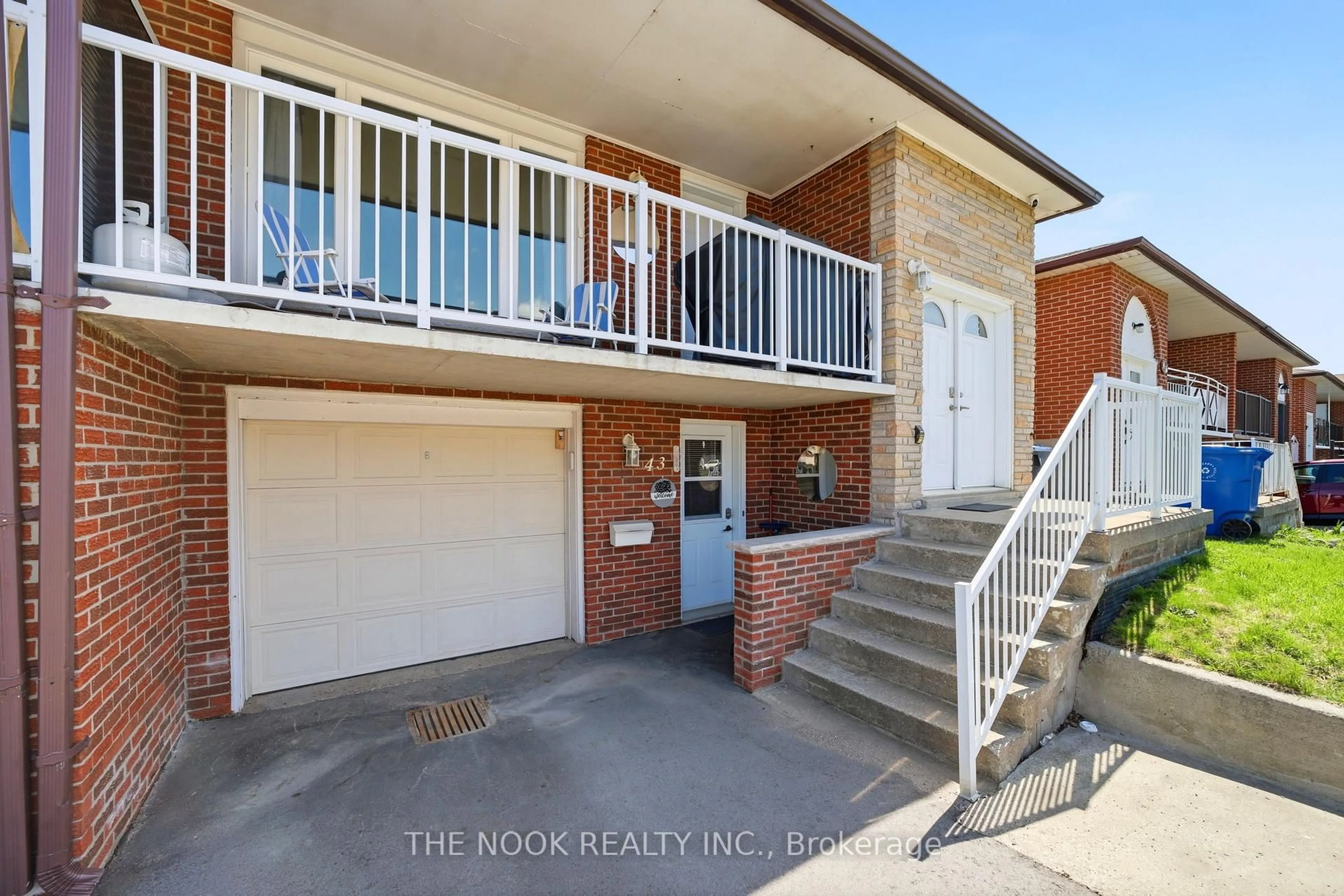 Unknown for 43 Prouse Dr, Brampton Ontario L6V 3A3