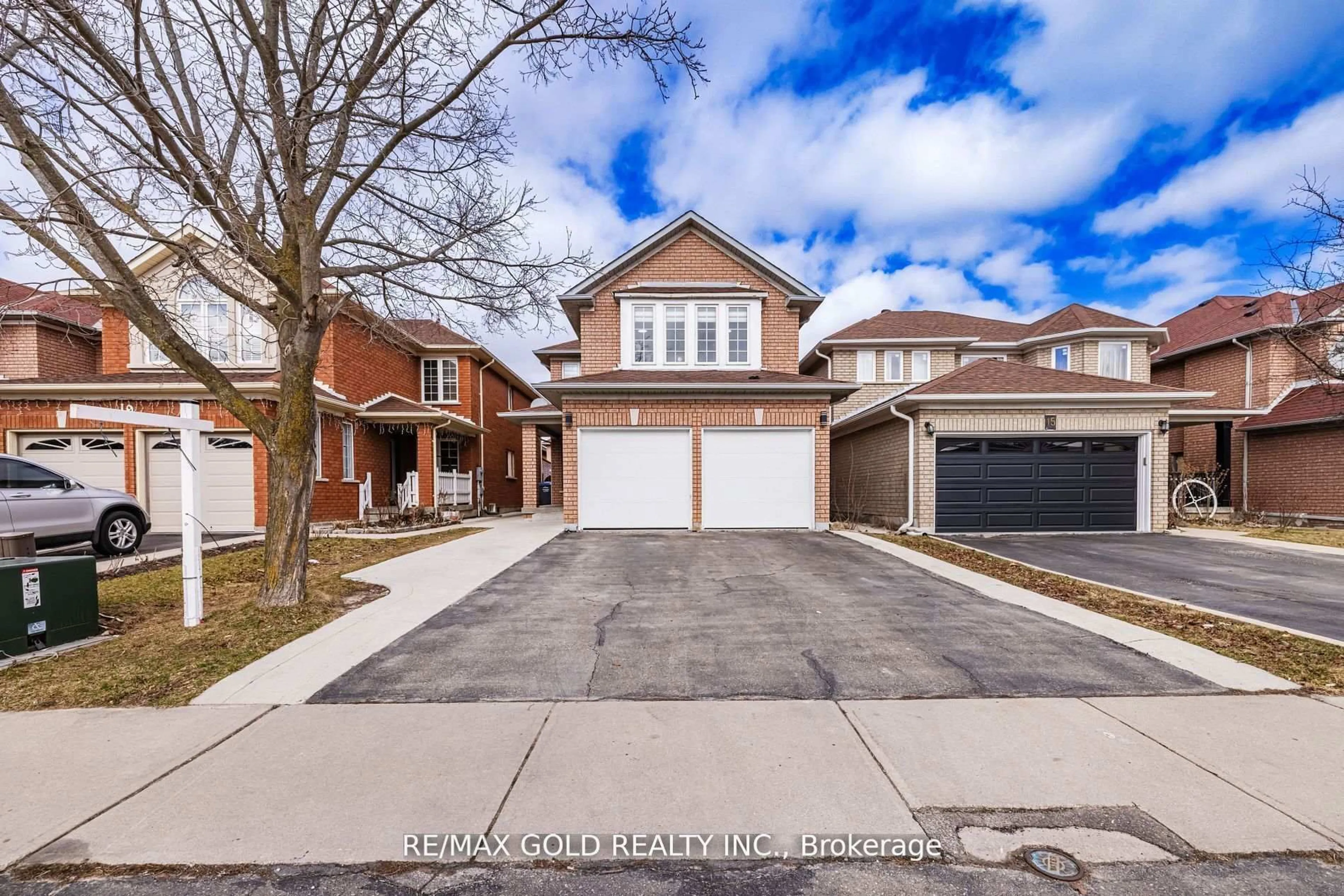 Home with brick exterior material, street for 17 Dovesong Dr, Brampton Ontario L6R 1V9