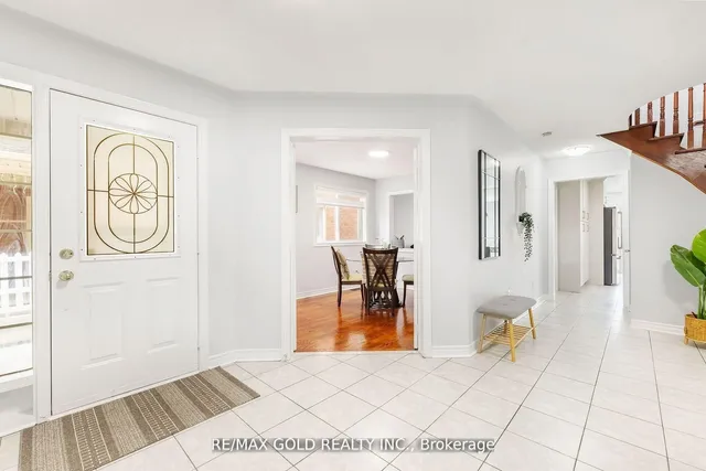 17 Dovesong Dr, Brampton 4