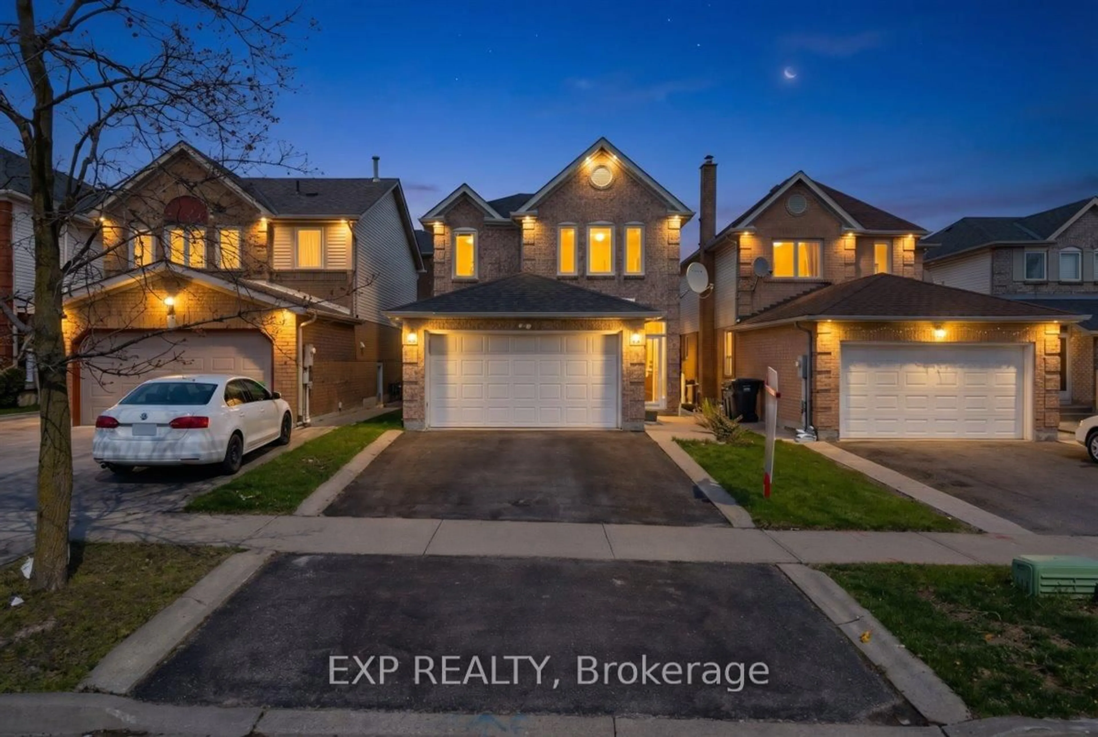 A pic from outside/outdoor area/front of a property/back of a property/a pic from drone, street for 35 Trammell Lane, Brampton Ontario L6Y 4J3