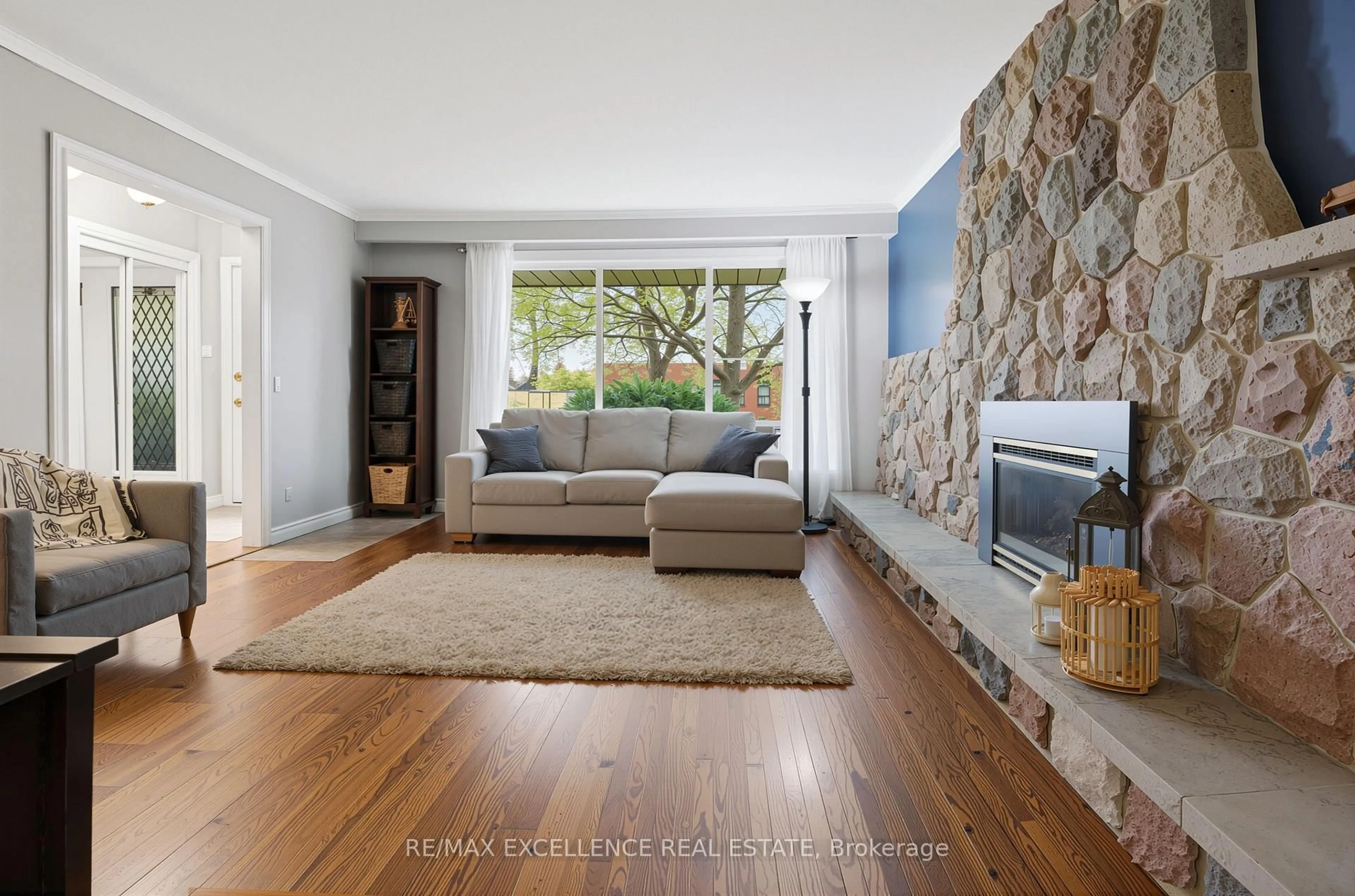 Living room with furniture, unknown for 46 Bartley Bull Pkwy, Brampton Ontario L6W 2J4