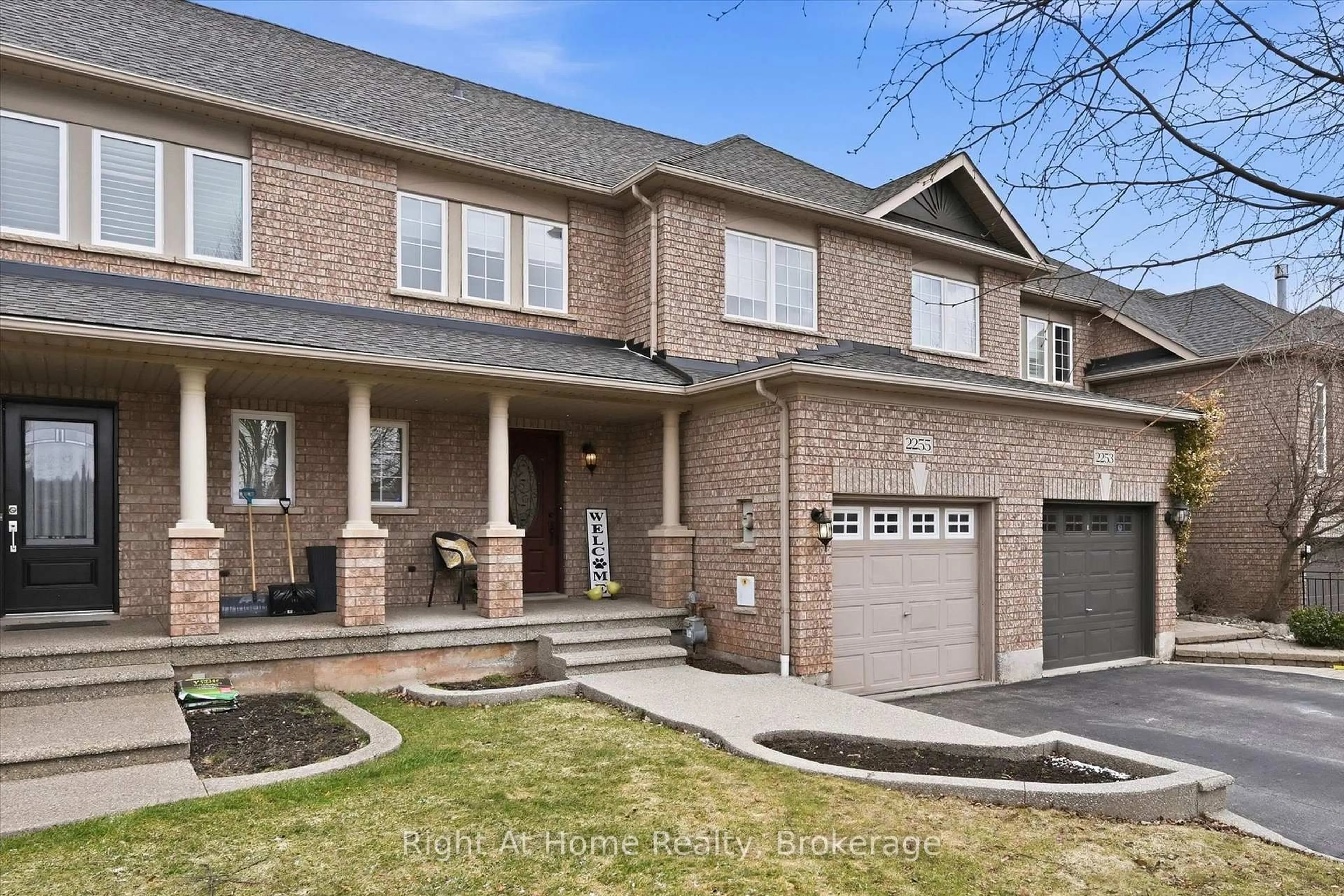 Home with brick exterior material, street for 2255 Hummingbird Way, Oakville Ontario L6M 3Z7