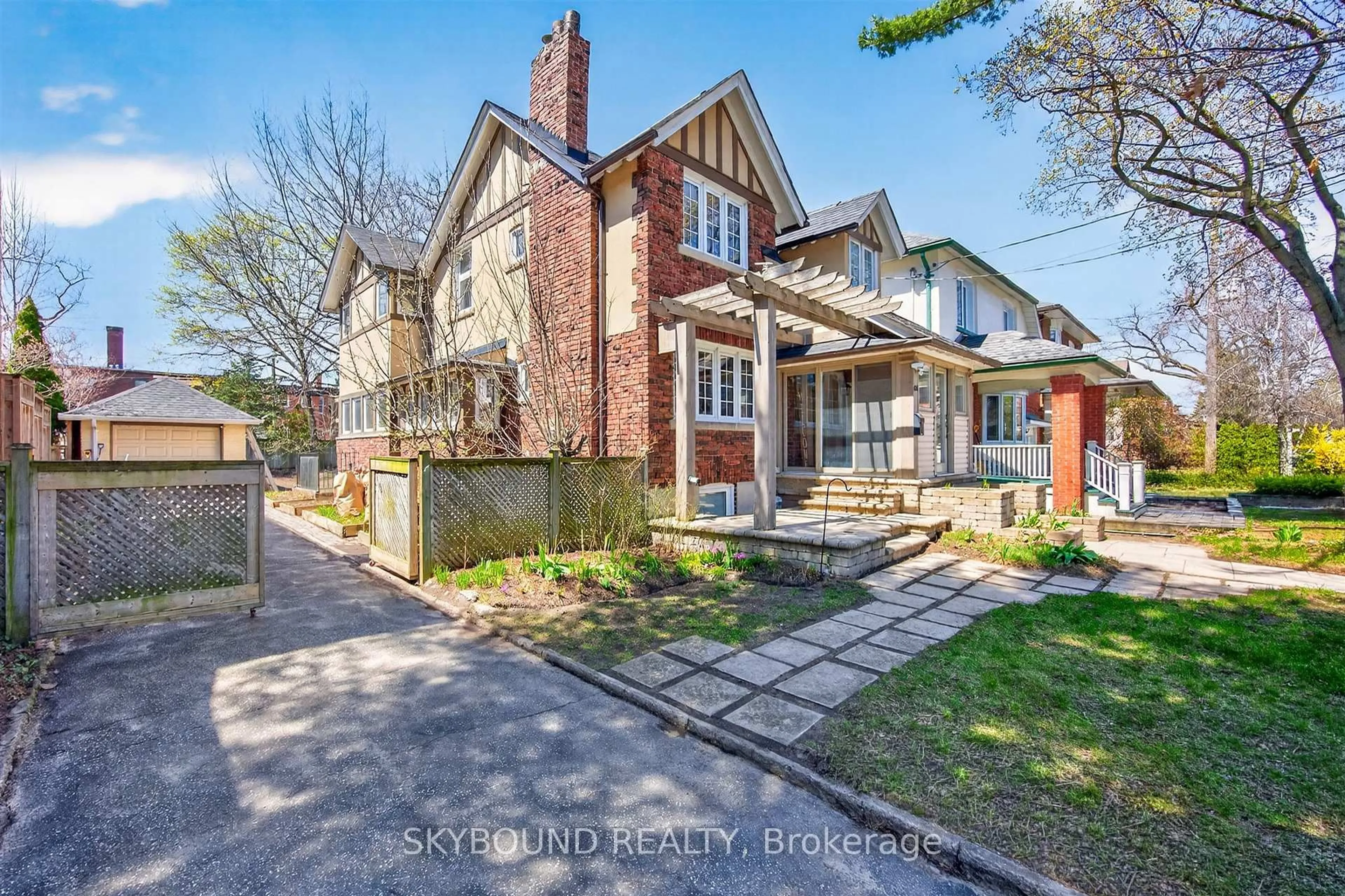 Home with brick exterior material, street for 426 Armadale Ave, Toronto Ontario M6S 3X8