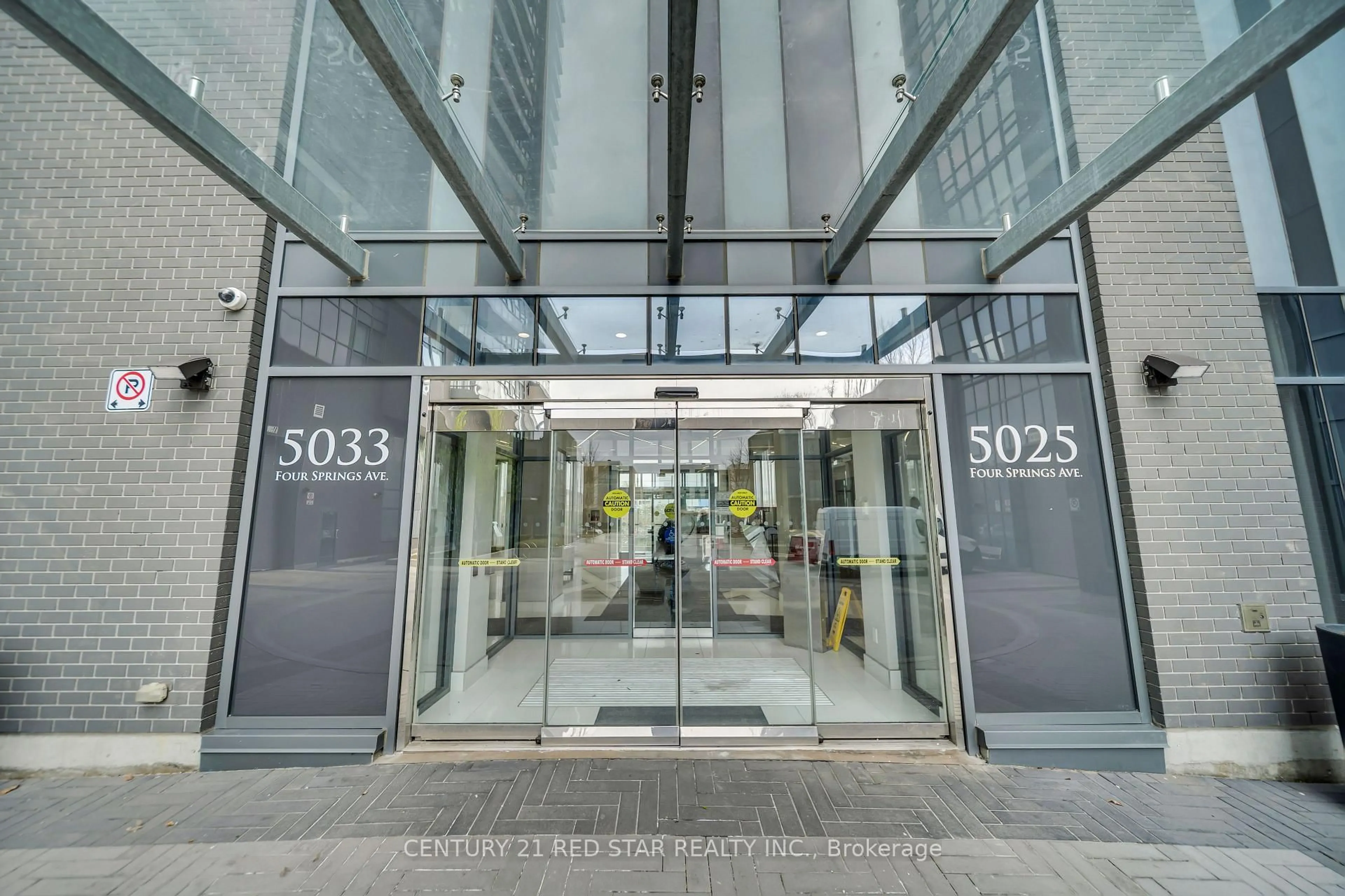 Indoor foyer for 5025 Four Springs Ave #0504, Mississauga Ontario L5R 0E4