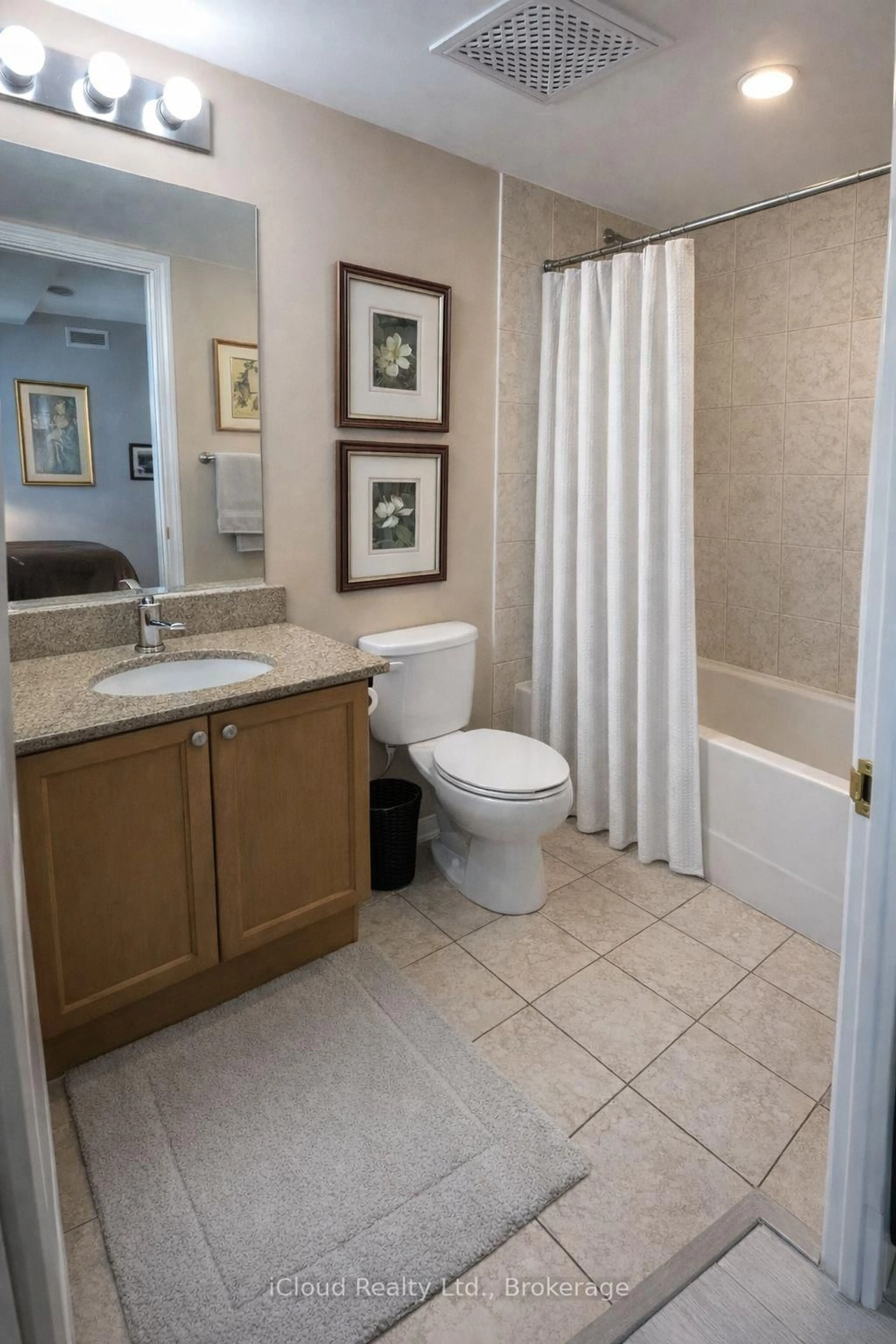 Standard bathroom, ceramic/tile floor for 9 George St #1406, Brampton Ontario L6X 0T6