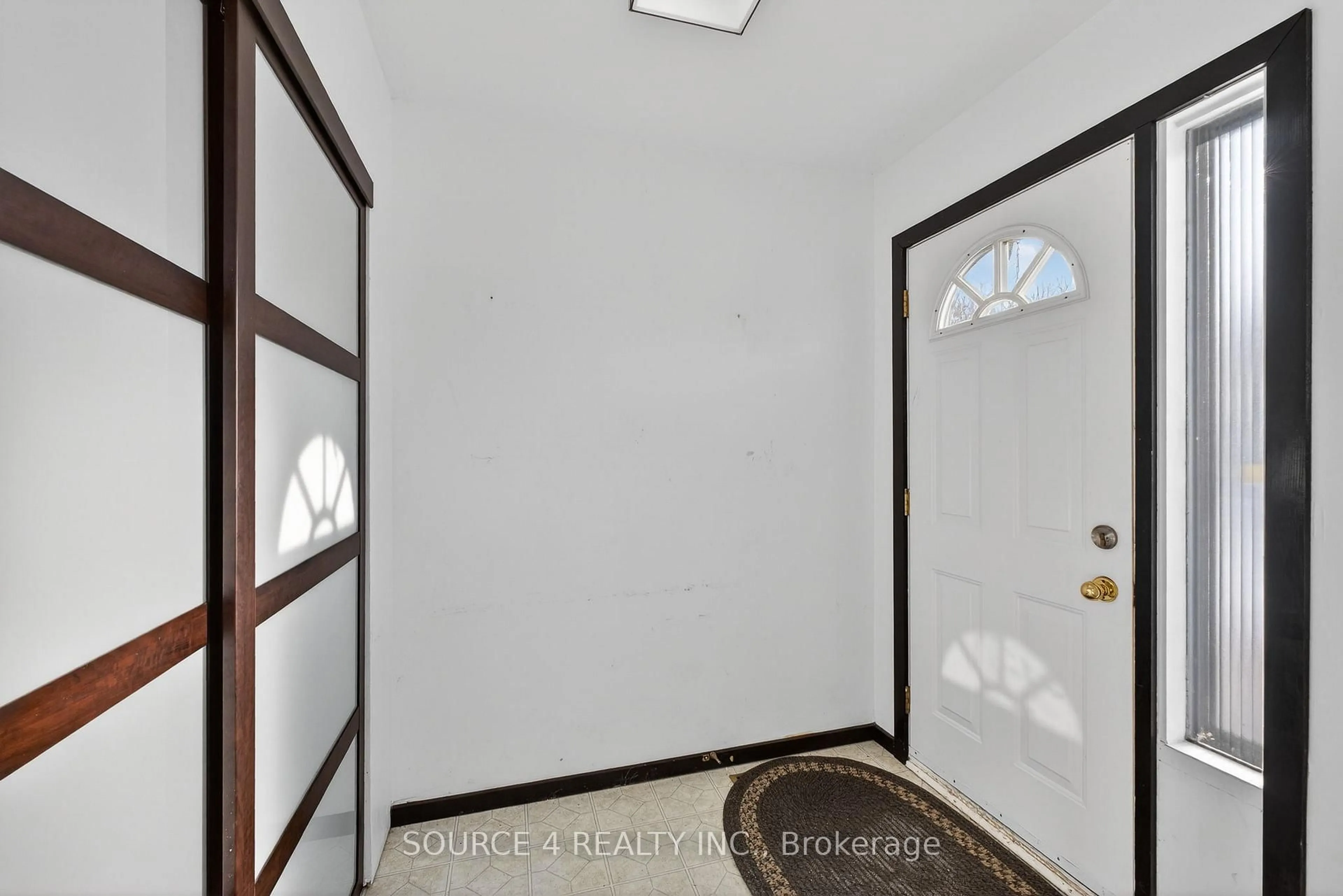 Unknown for 70 Griselda Cres, Brampton Ontario L6S 1M3