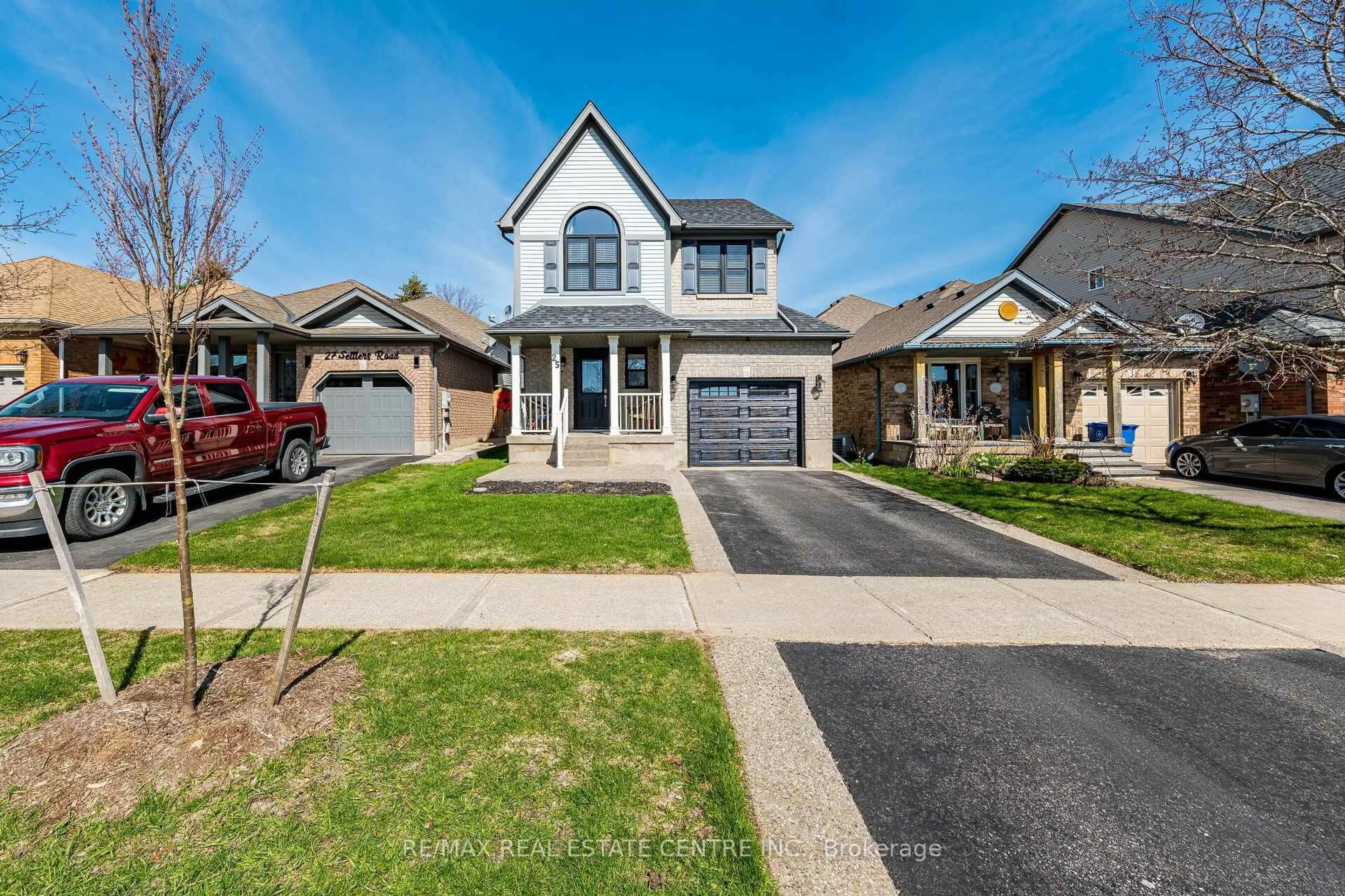 Home with brick exterior material, street for 25 Settlers Rd, Orangeville Ontario L9W 5B2