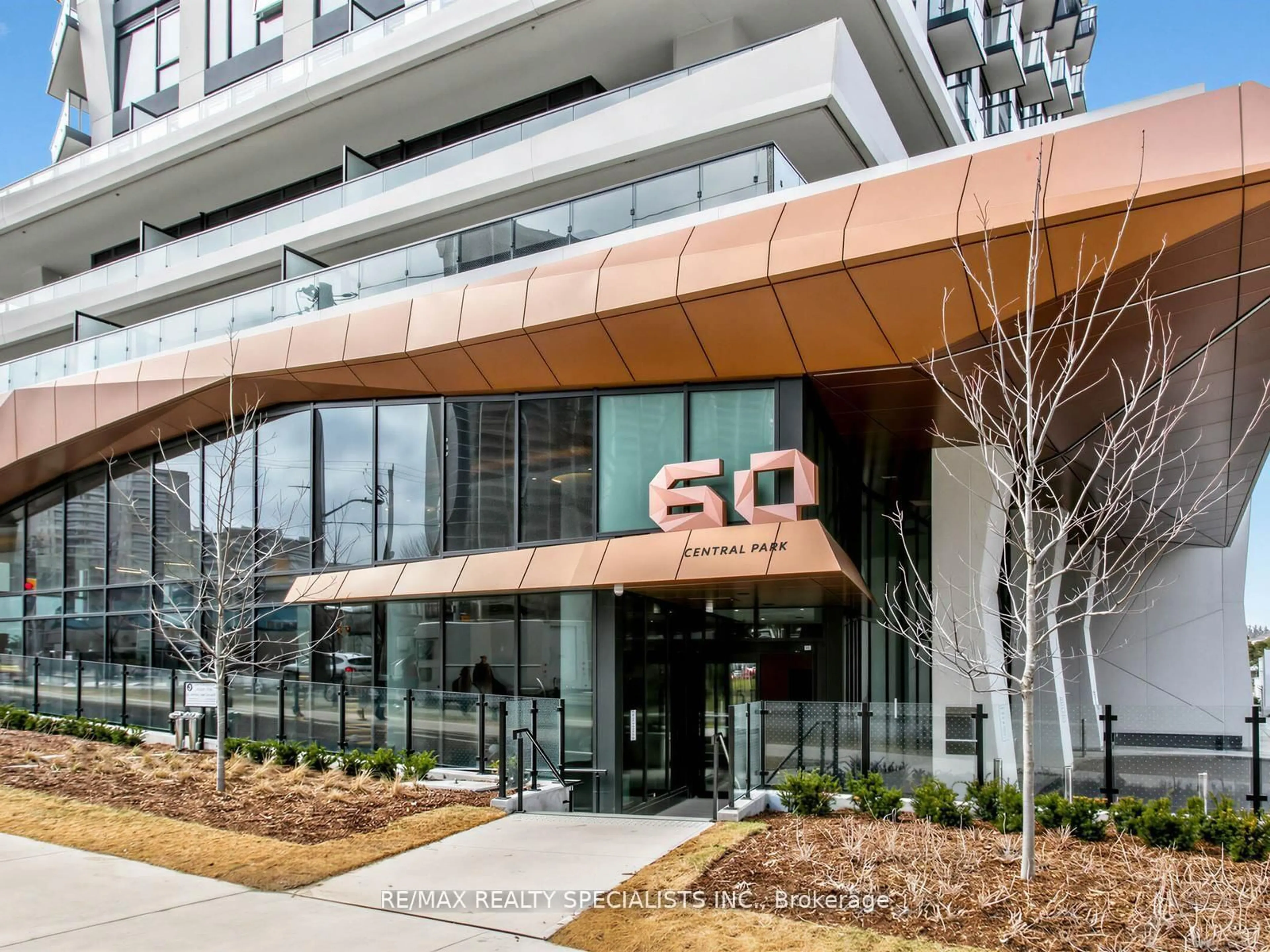 Indoor foyer for 60 Central Park Roadway #PH13, Toronto Ontario M9A 3K1